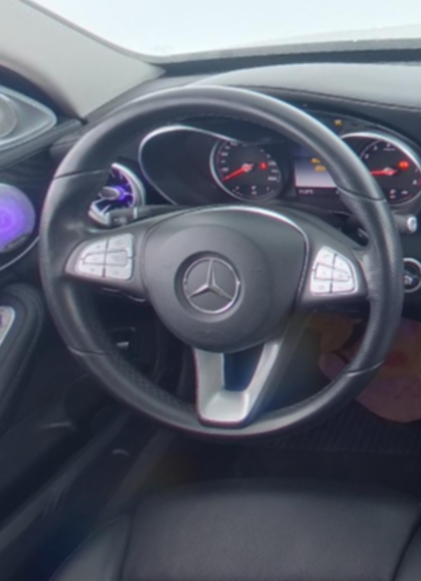Mercedes Benz C-Class 2017 — фото 10