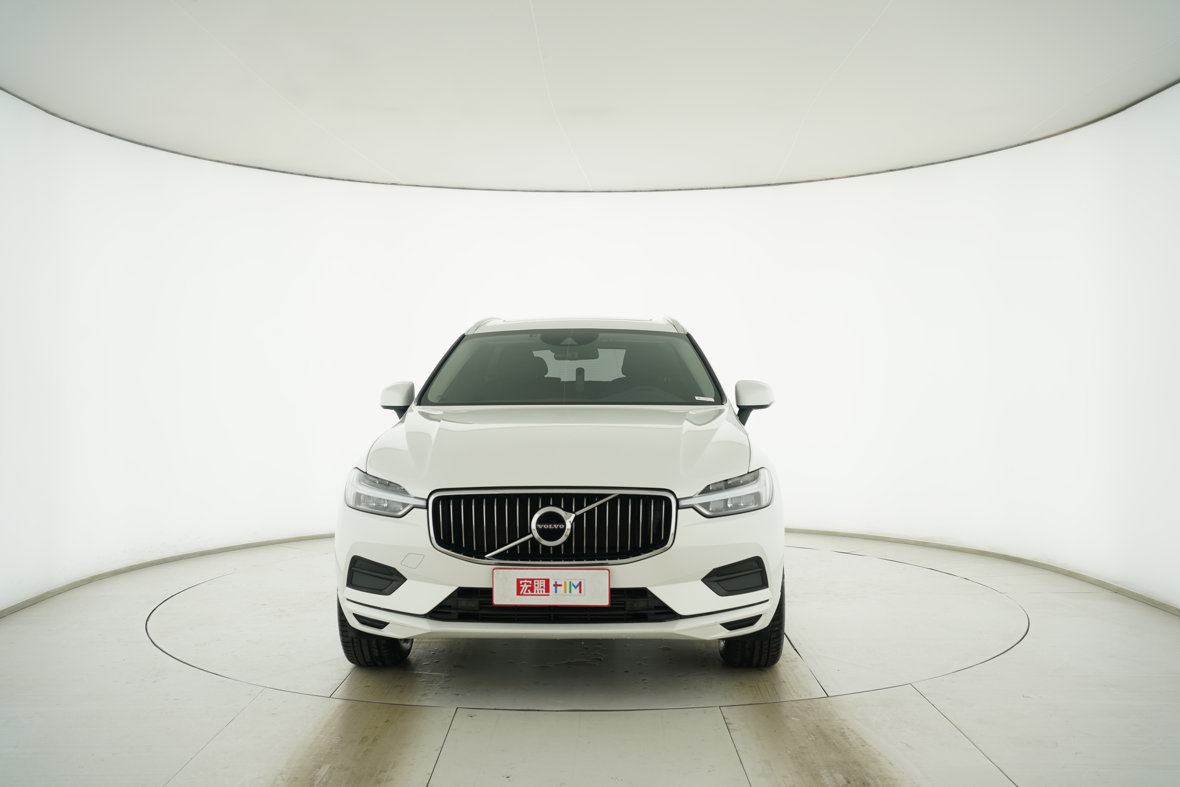 VOLVO XC60 2019 — фото 5
