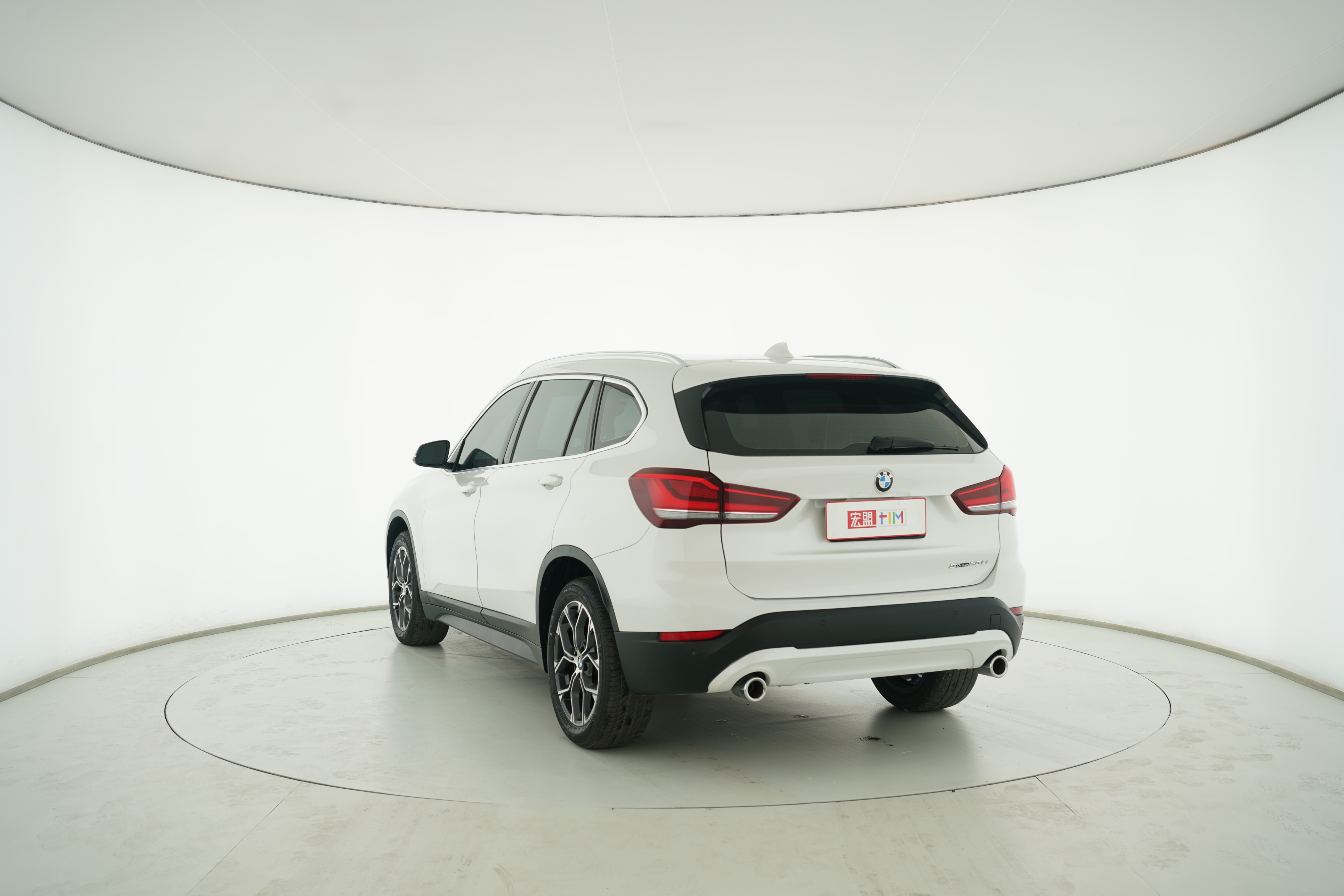 BMW X1 2021 — фото 3