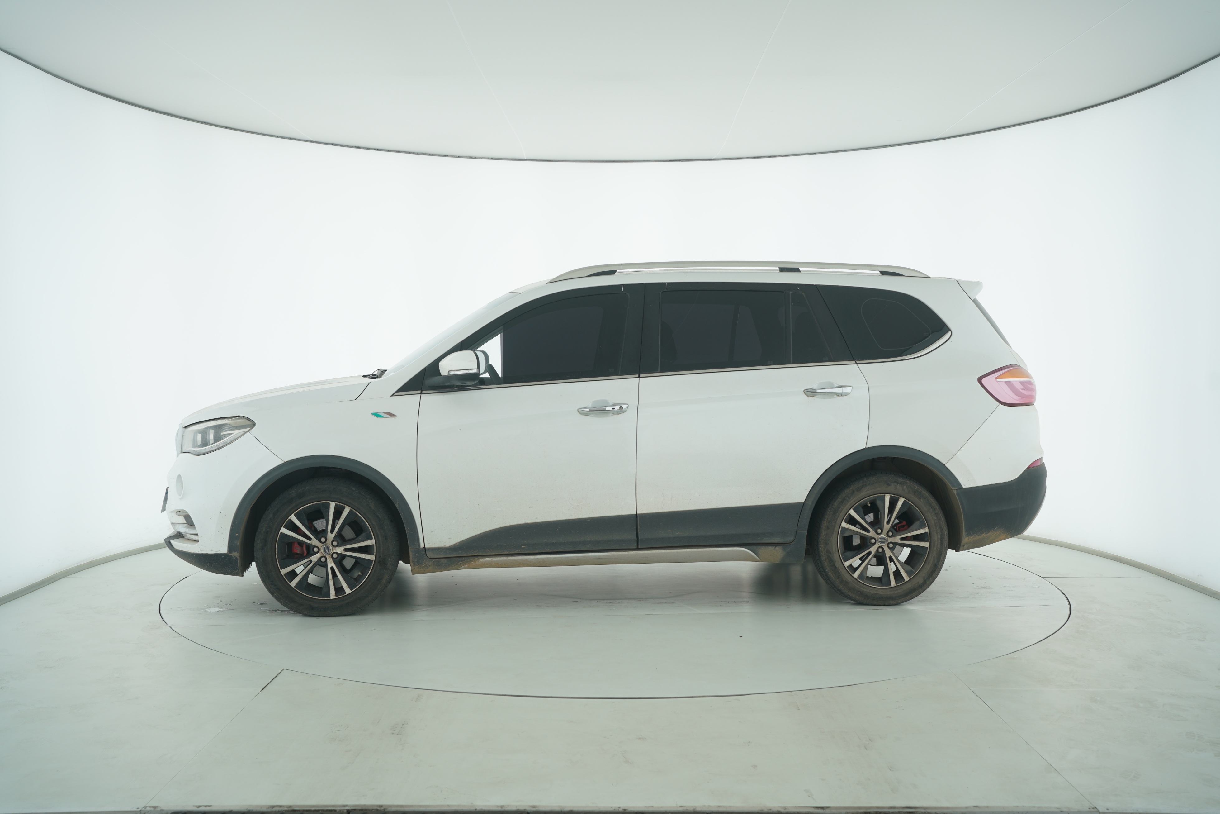 SWM Swei Automobile SWM SWI X7 2016 — фото 7
