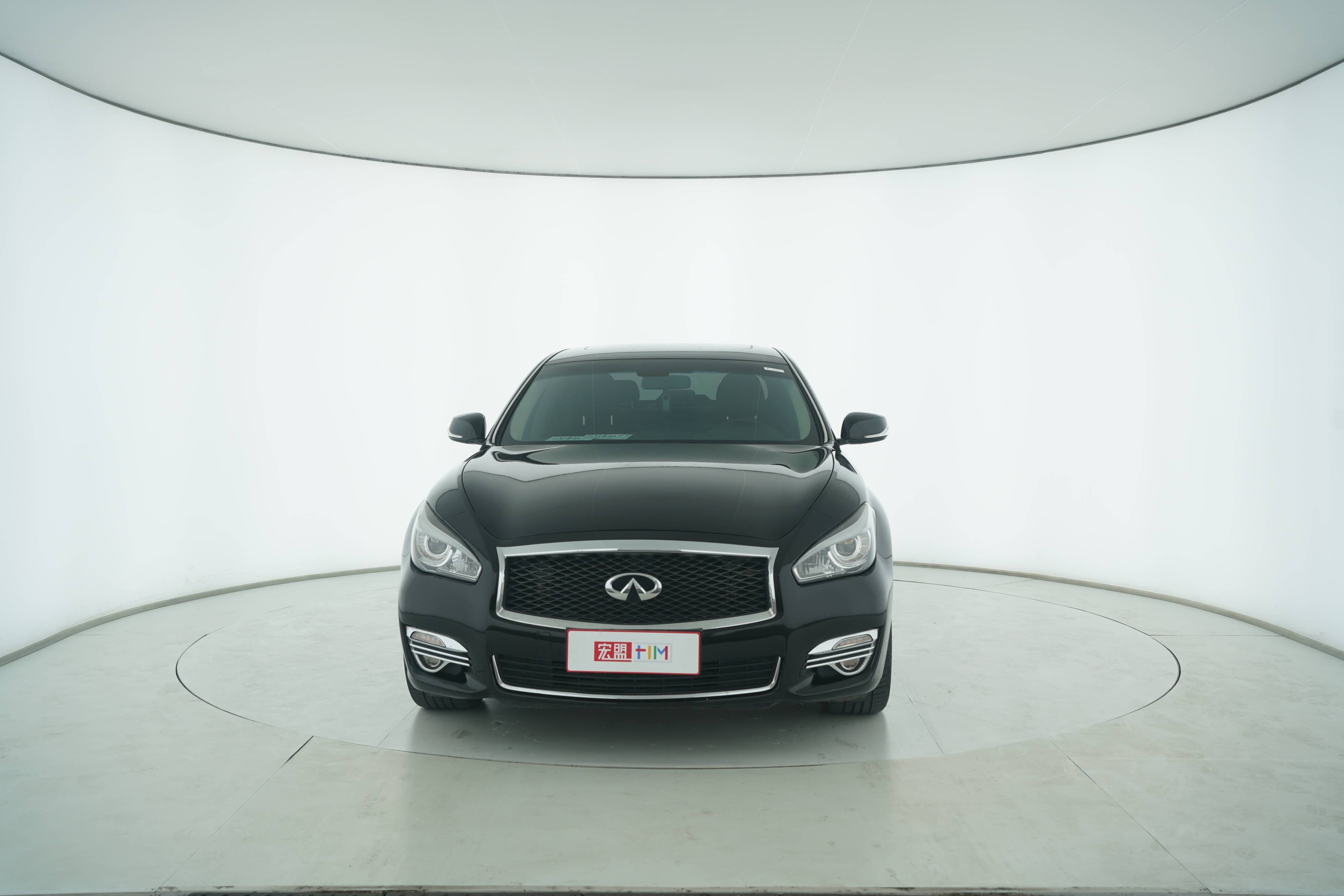Infiniti Q70L 2017 — фото 5