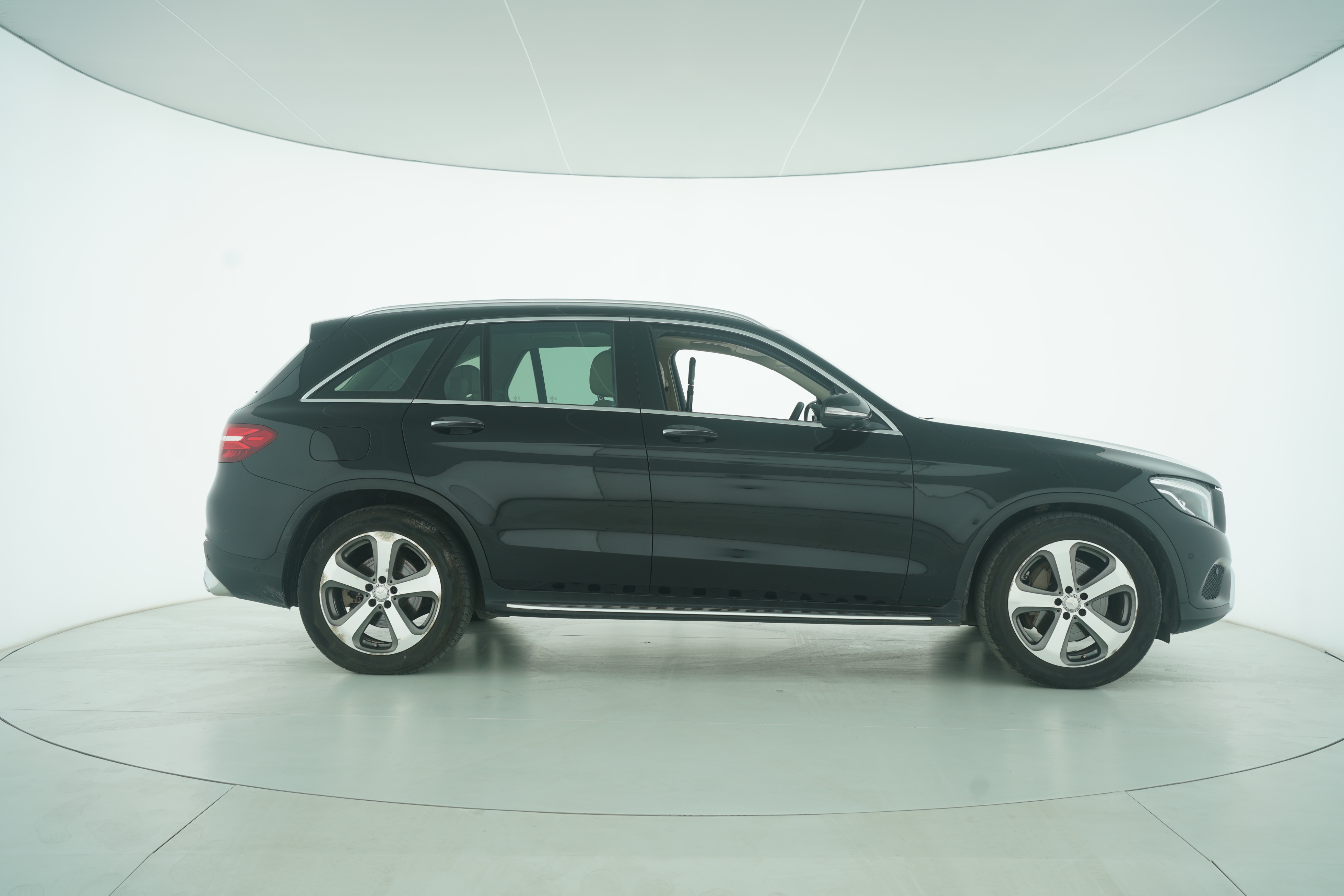 Mercedes Benz GLC 2016 — фото 8