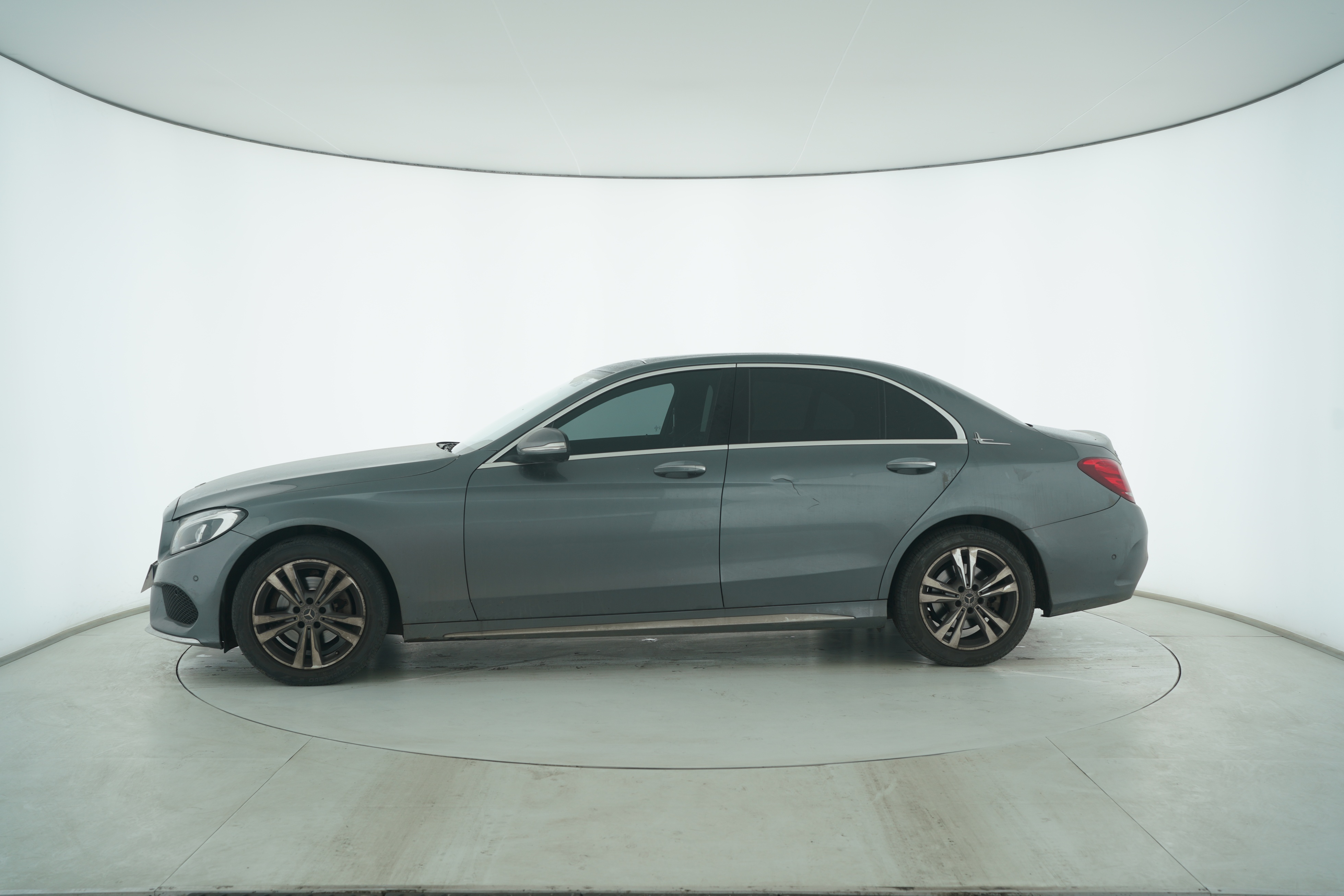 Mercedes Benz C-Class 2017 — фото 7
