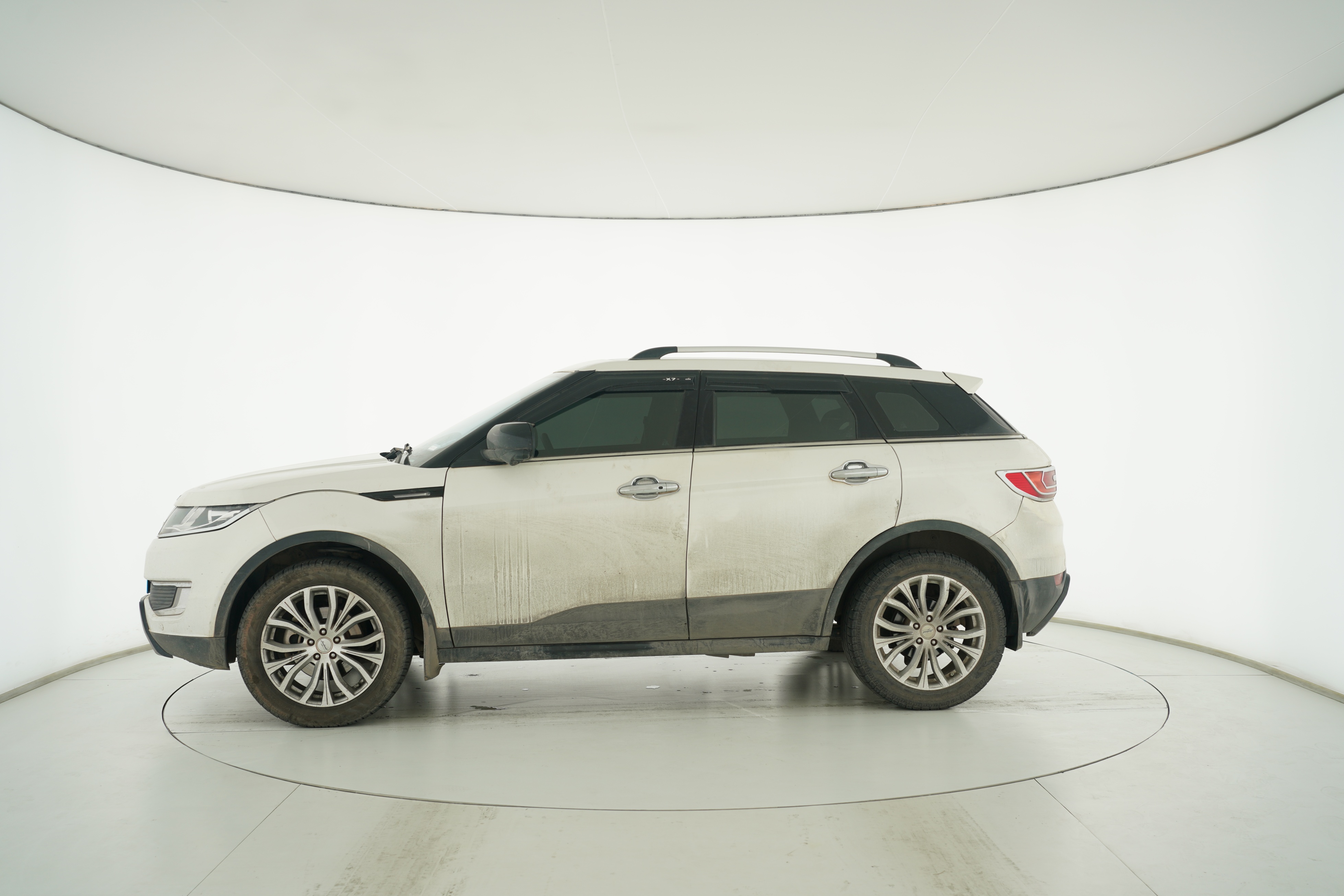 Lu Feng Landwind X7 2016 — фото 7