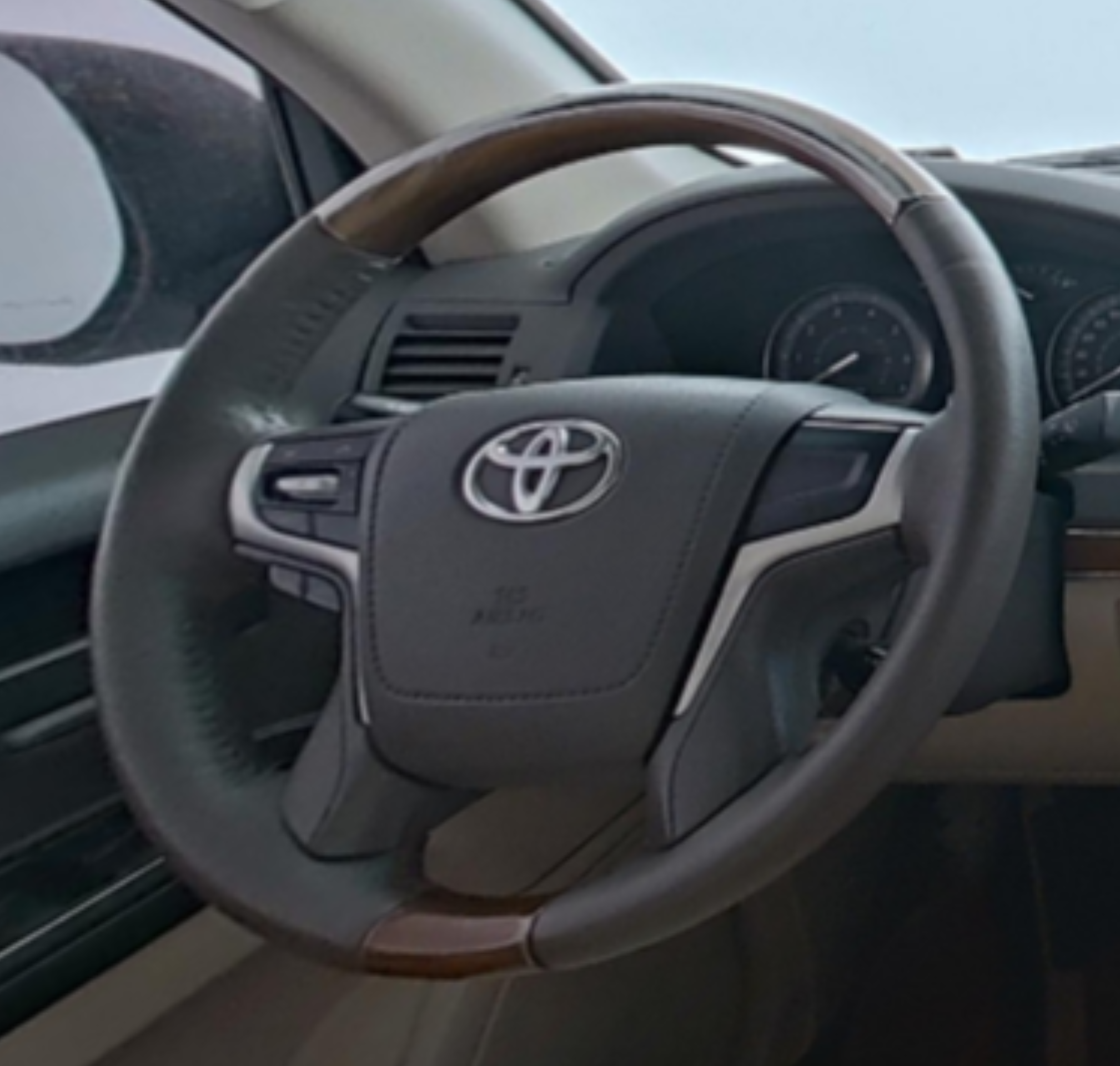 Toyota Land Cruiser (Imported) 2016 — фото 10