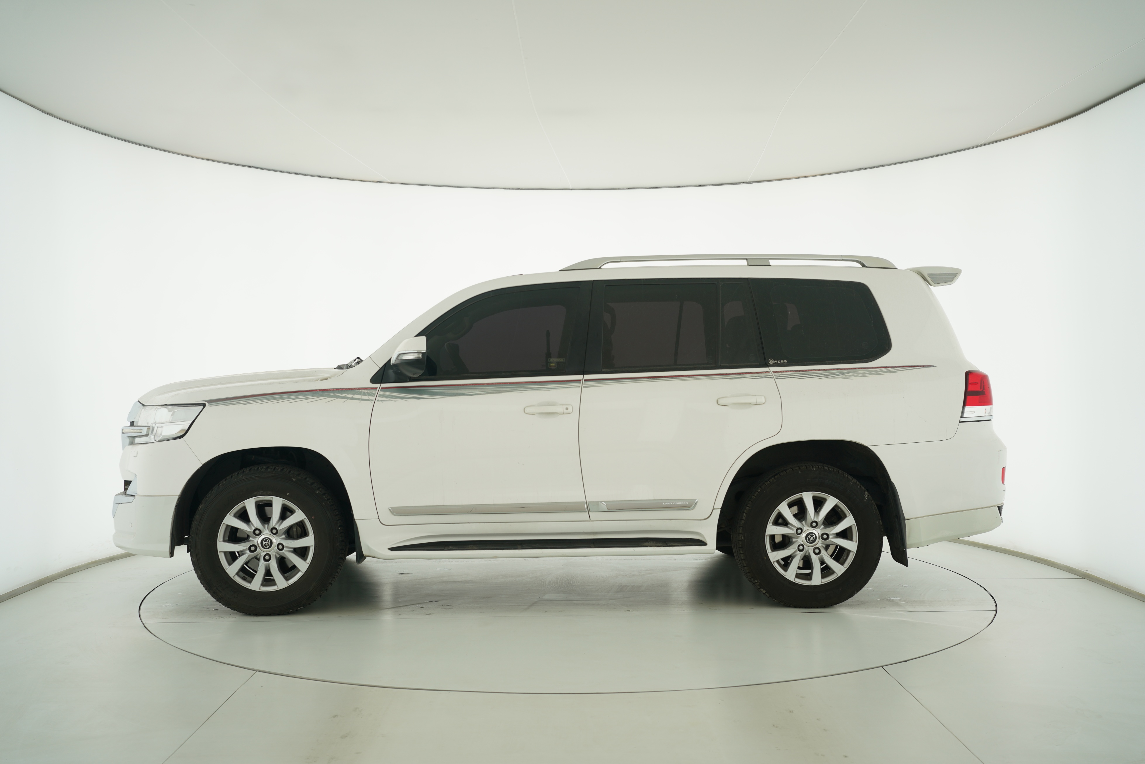 Toyota Land Cruiser (Imported) 2016 — фото 7