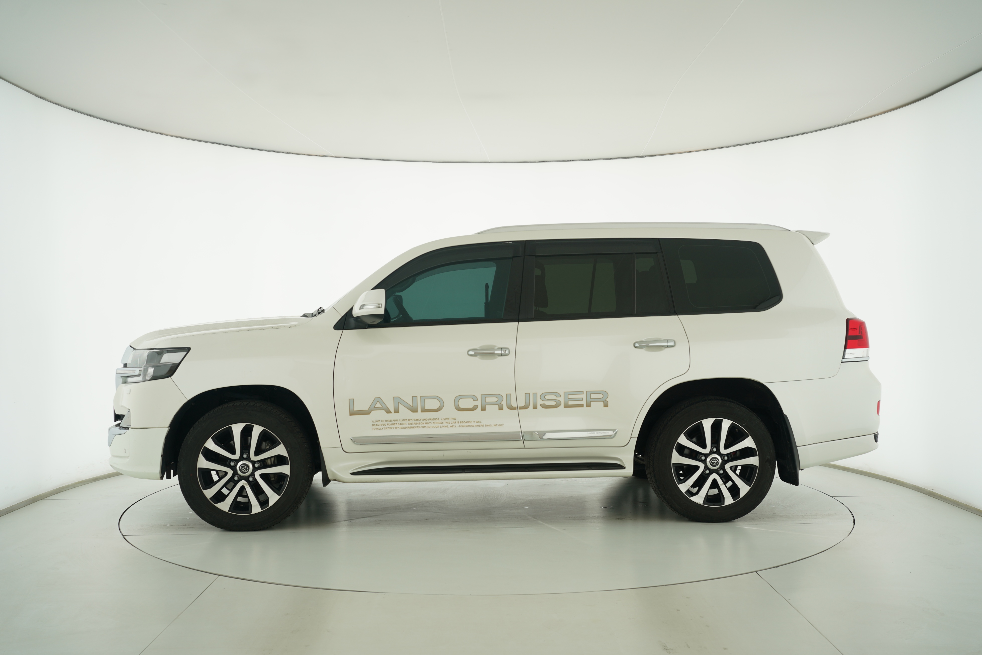 Toyota Land Cruiser (Imported) 2016 — фото 7