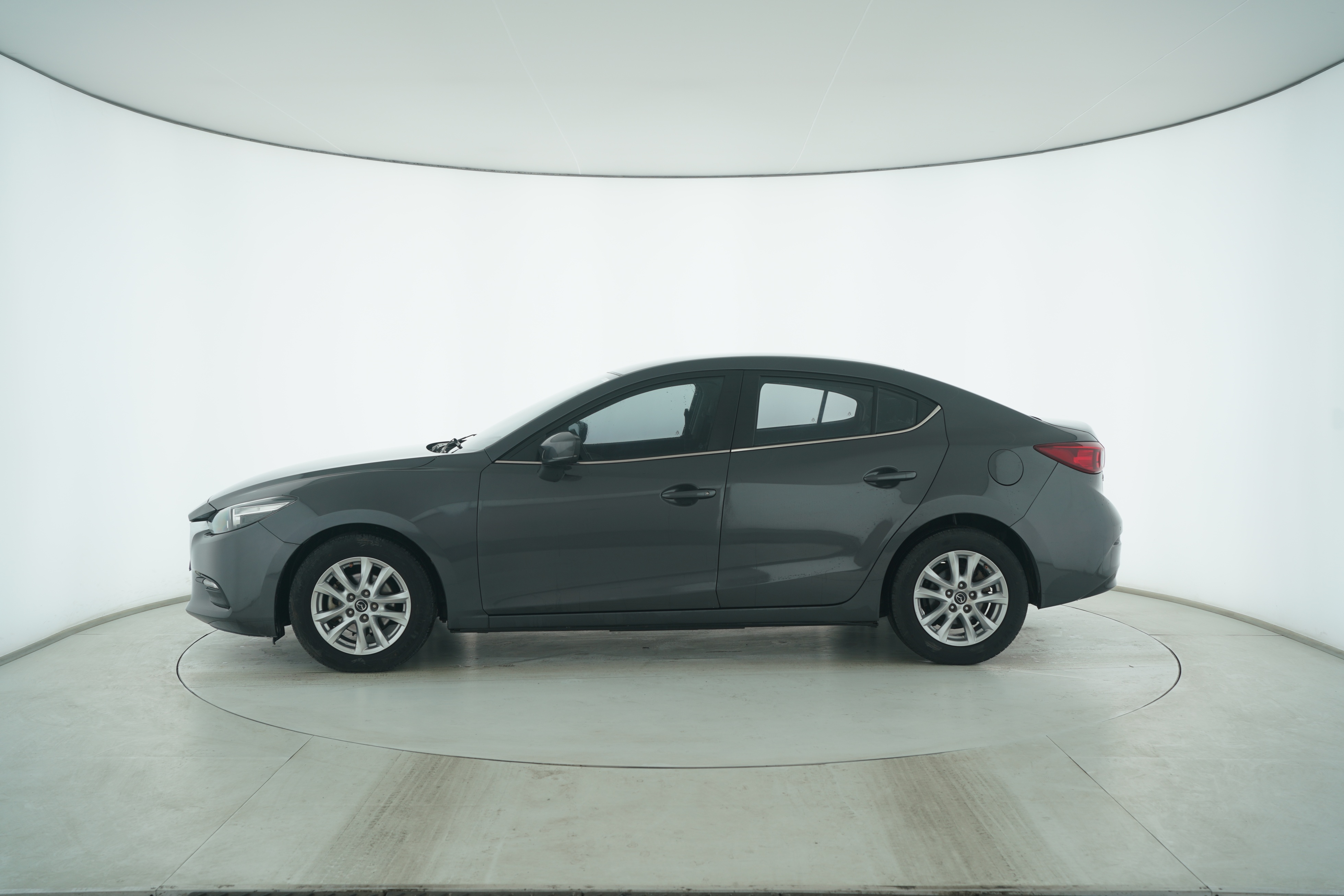 Mazda 3 Axela 2017 — фото 7
