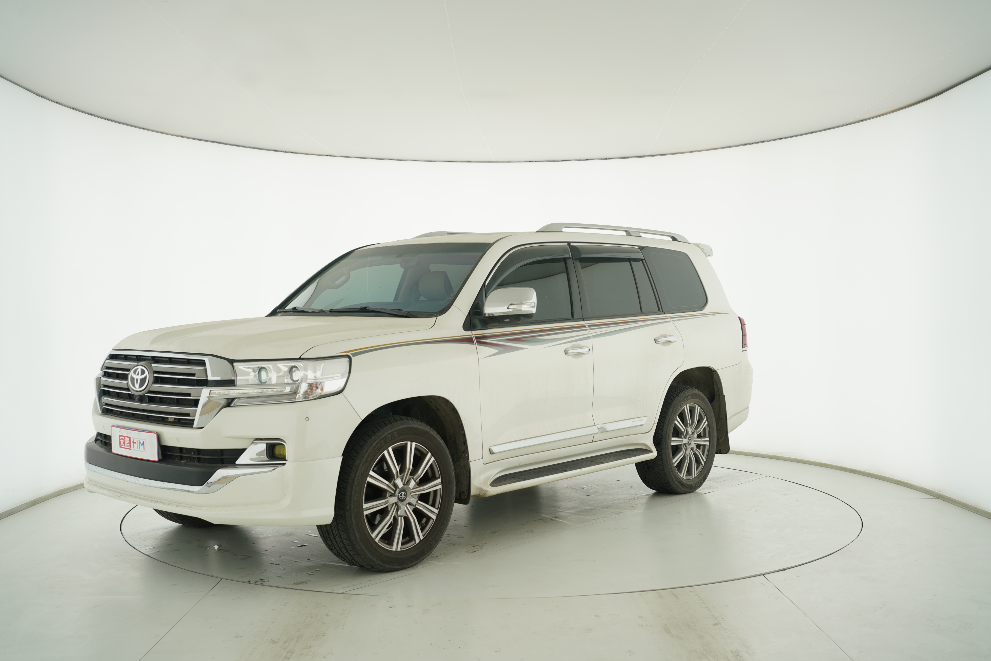 Toyota Land Cruiser (Imported) 2016 — фото 1