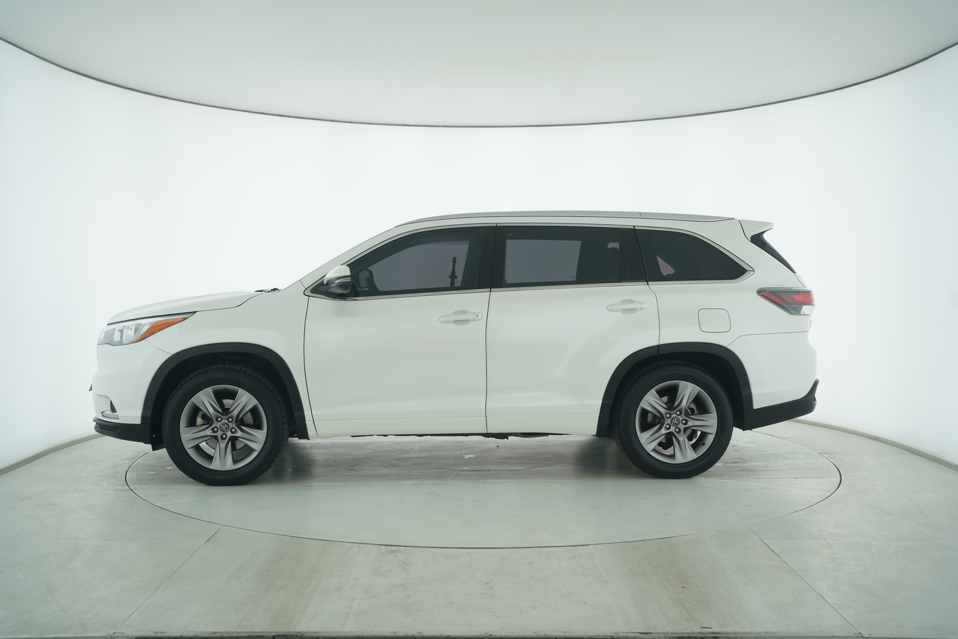 Toyota Highlander 2017 — фото 7