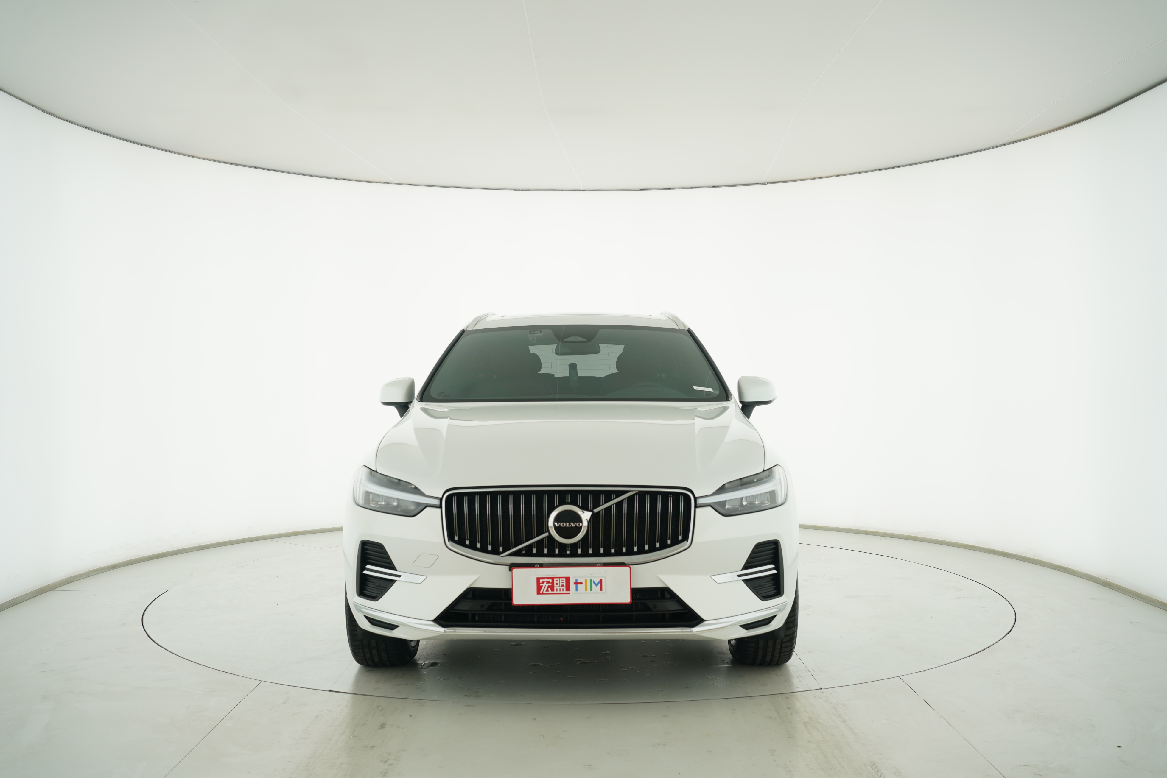 VOLVO XC60 2022 — фото 5