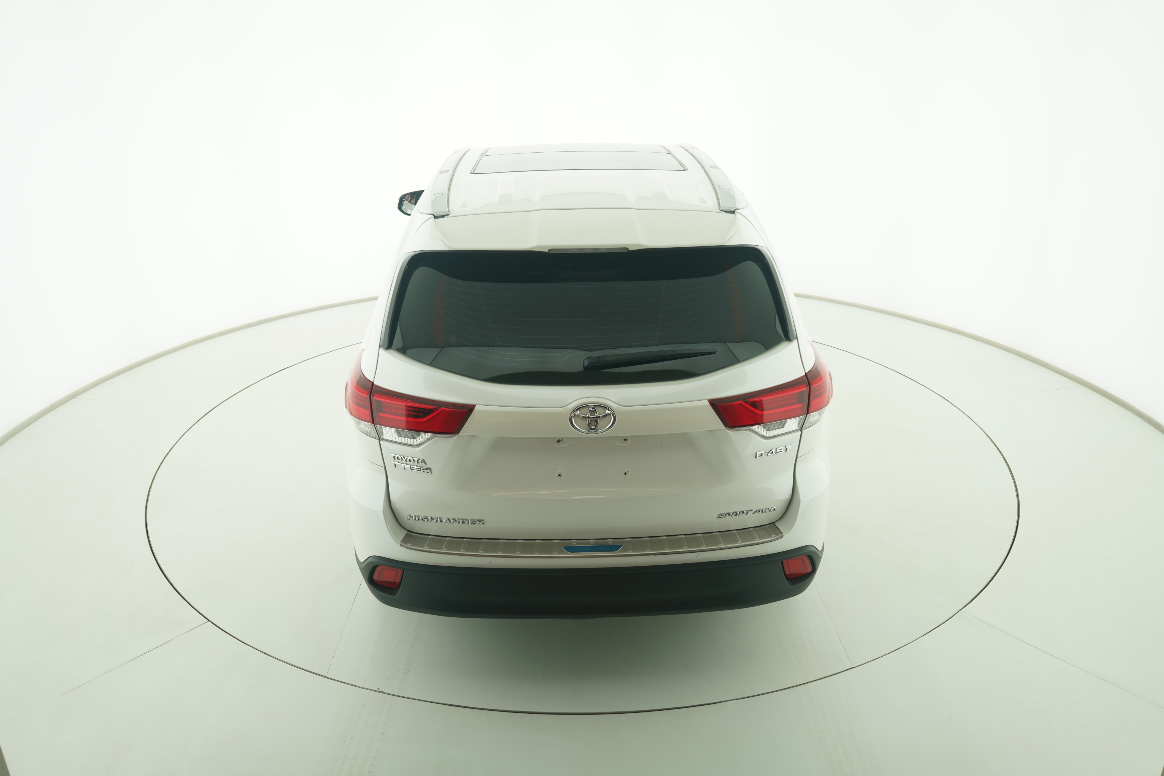 Toyota Highlander 2018 — фото 6