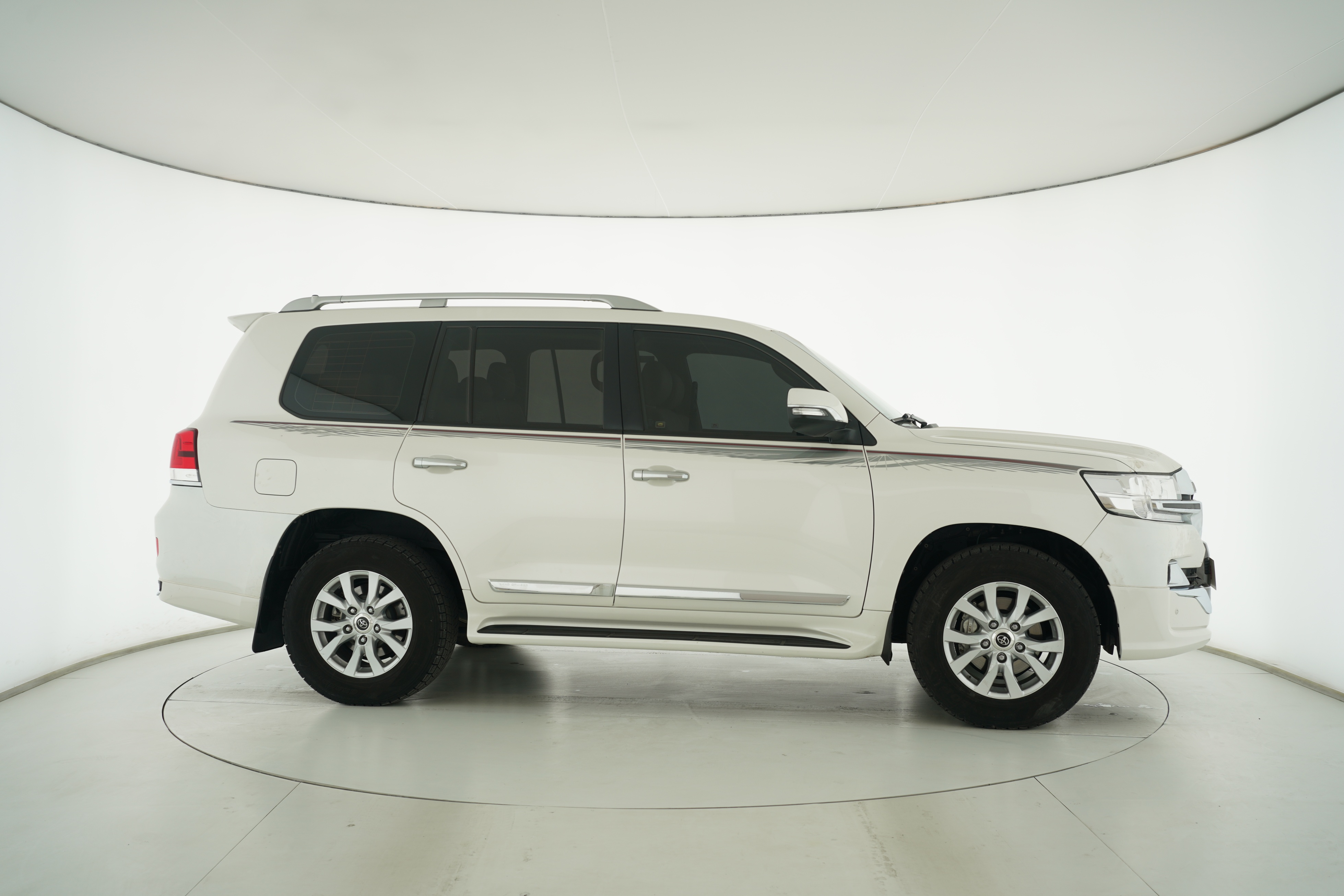 Toyota Land Cruiser (Imported) 2016 — фото 8