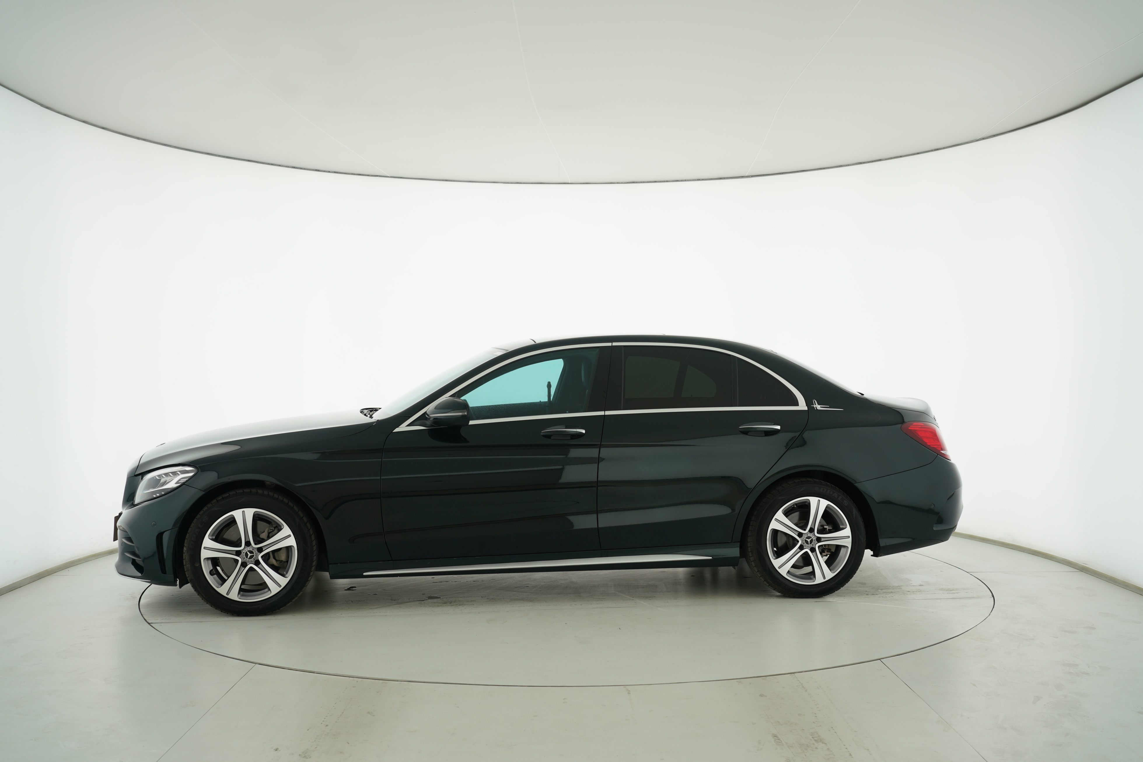 Mercedes Benz C-Class 2020 — фото 7