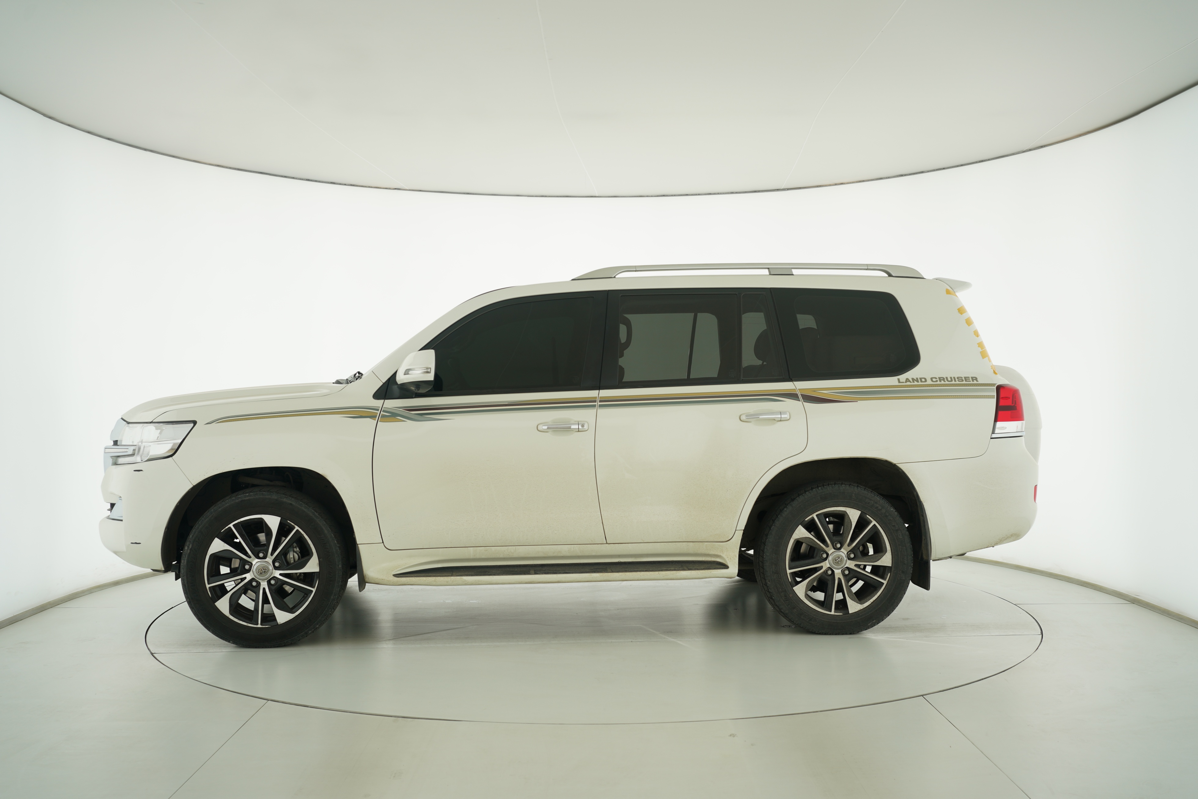 Toyota Land Cruiser (Imported) 2016 — фото 7