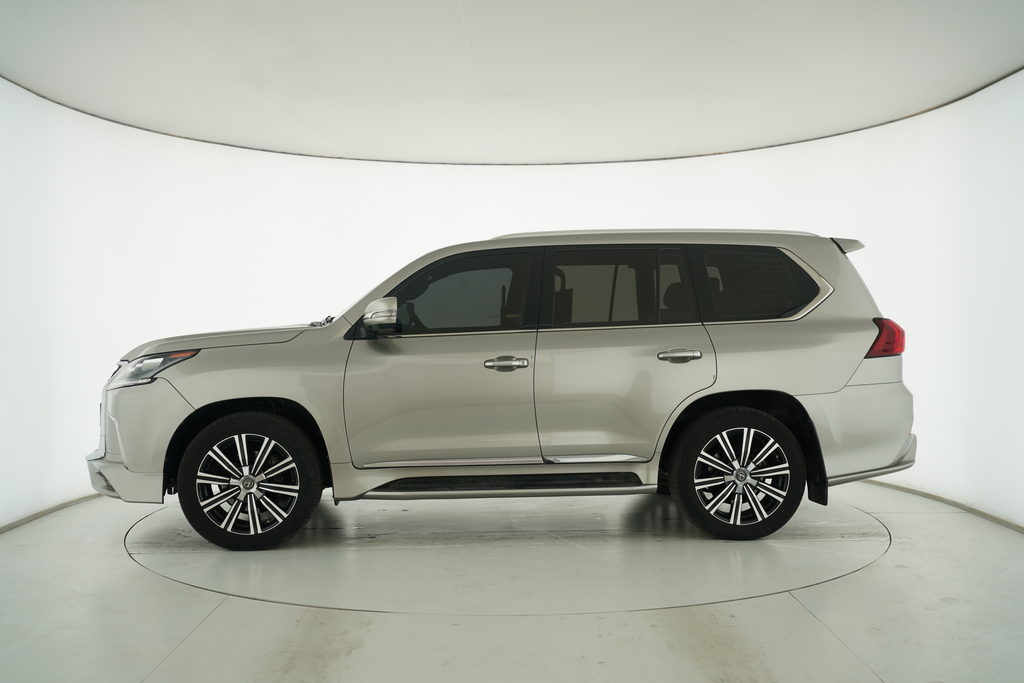 Lexus LX 2015 — фото 7