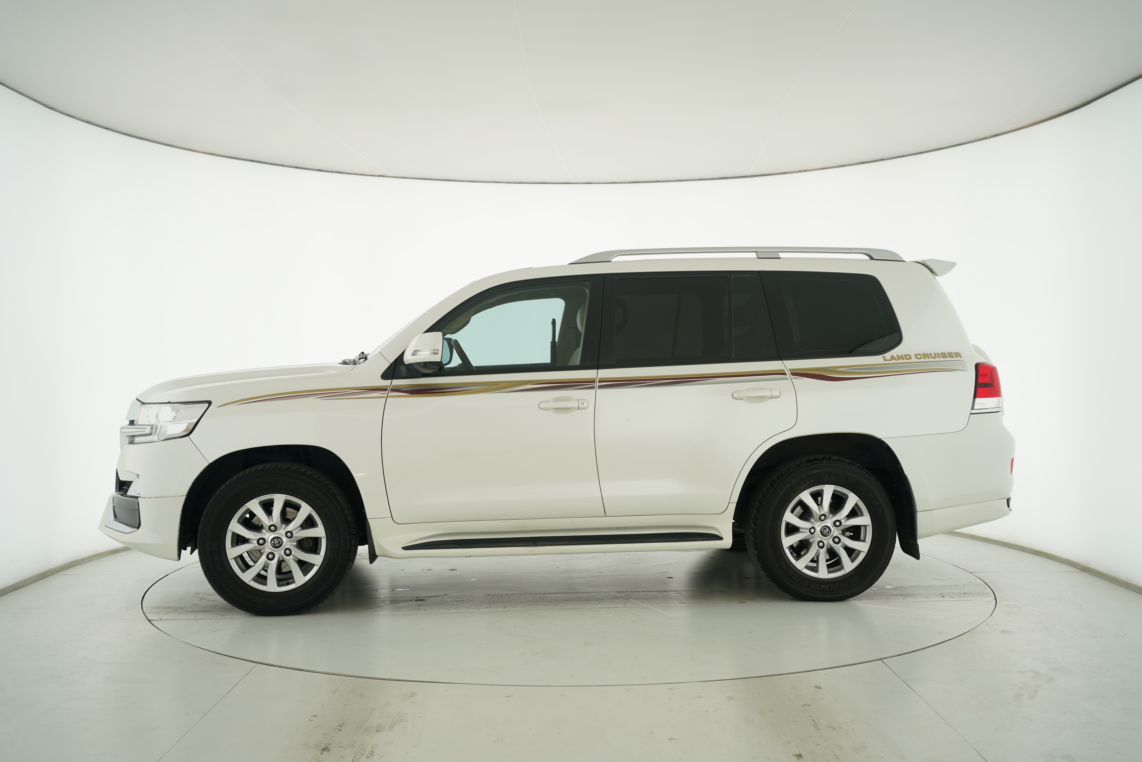 Toyota Land Cruiser (Imported) 2016 — фото 7