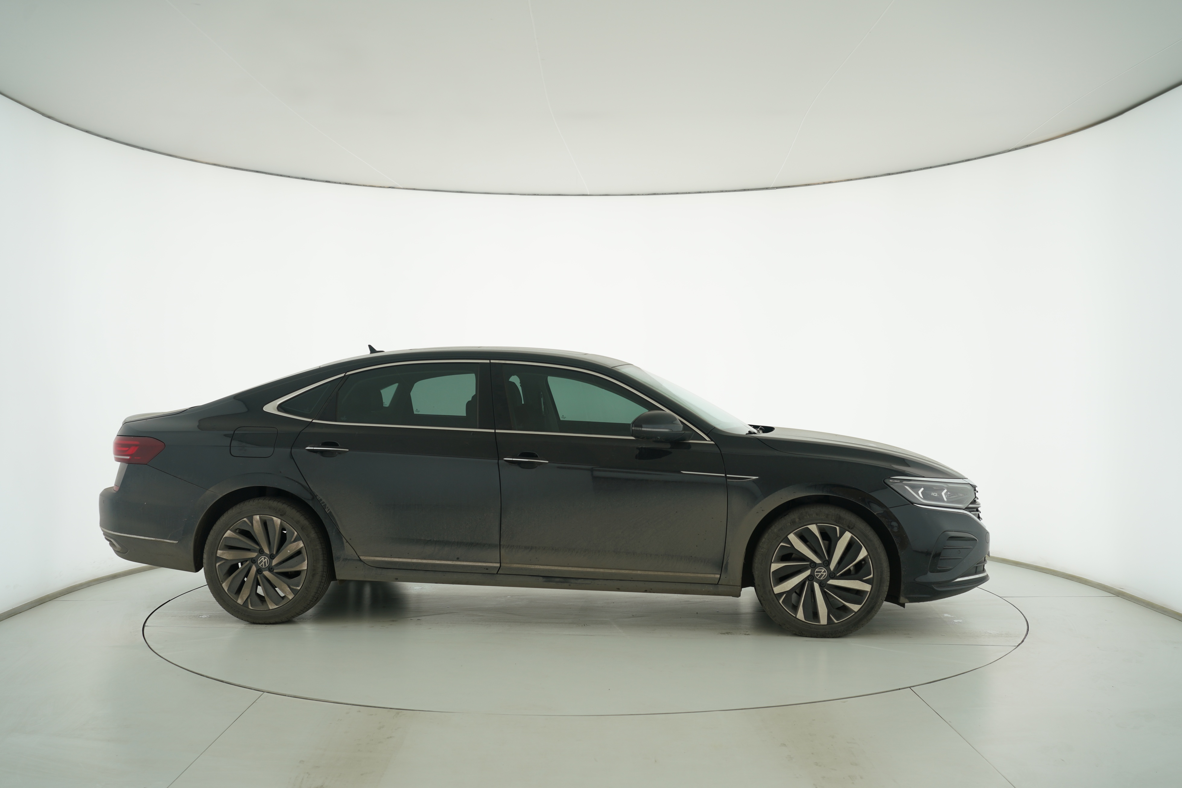 Volkswagen Passat 2015 — фото 8