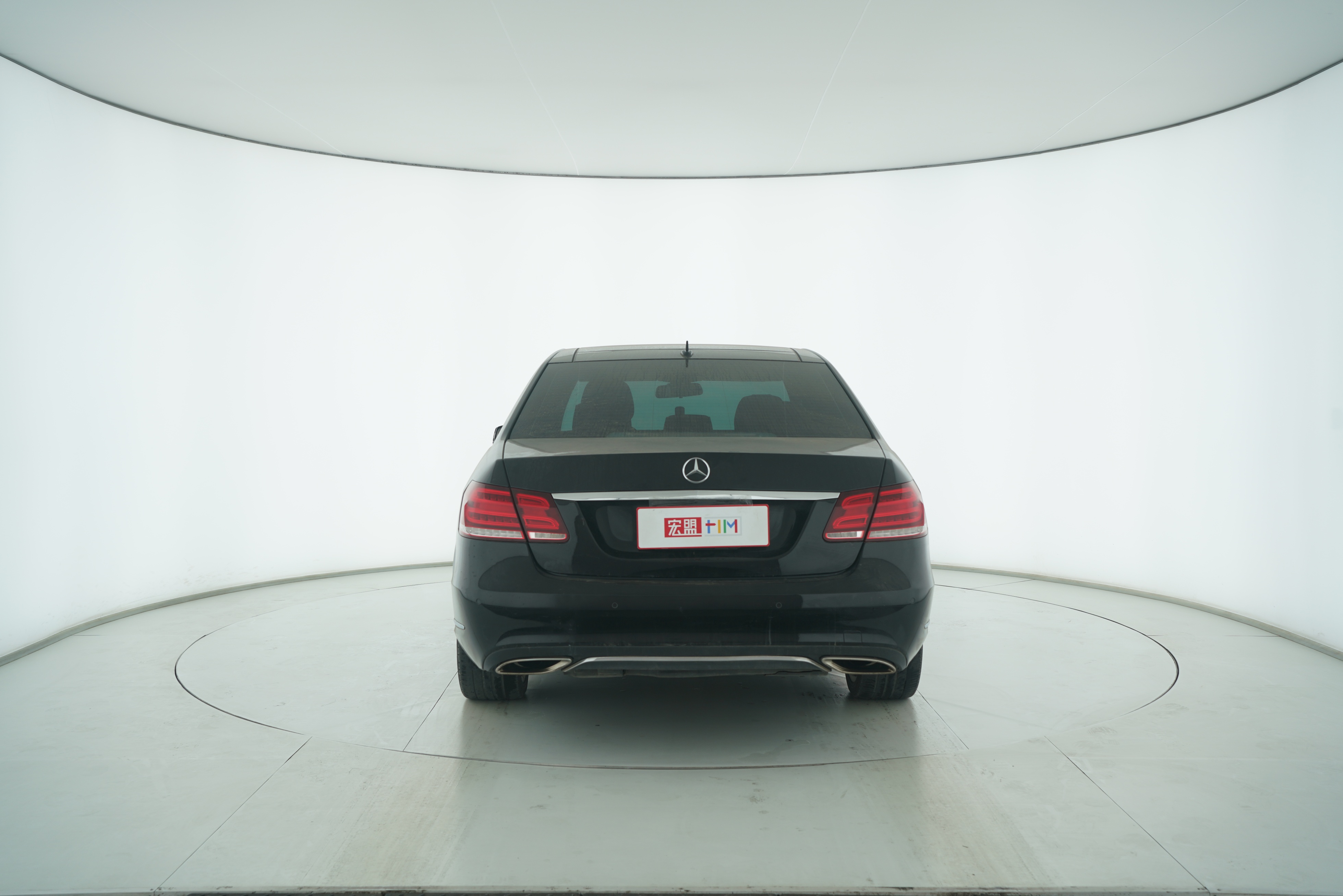 Mercedes Benz E-Class 2015 — фото 6