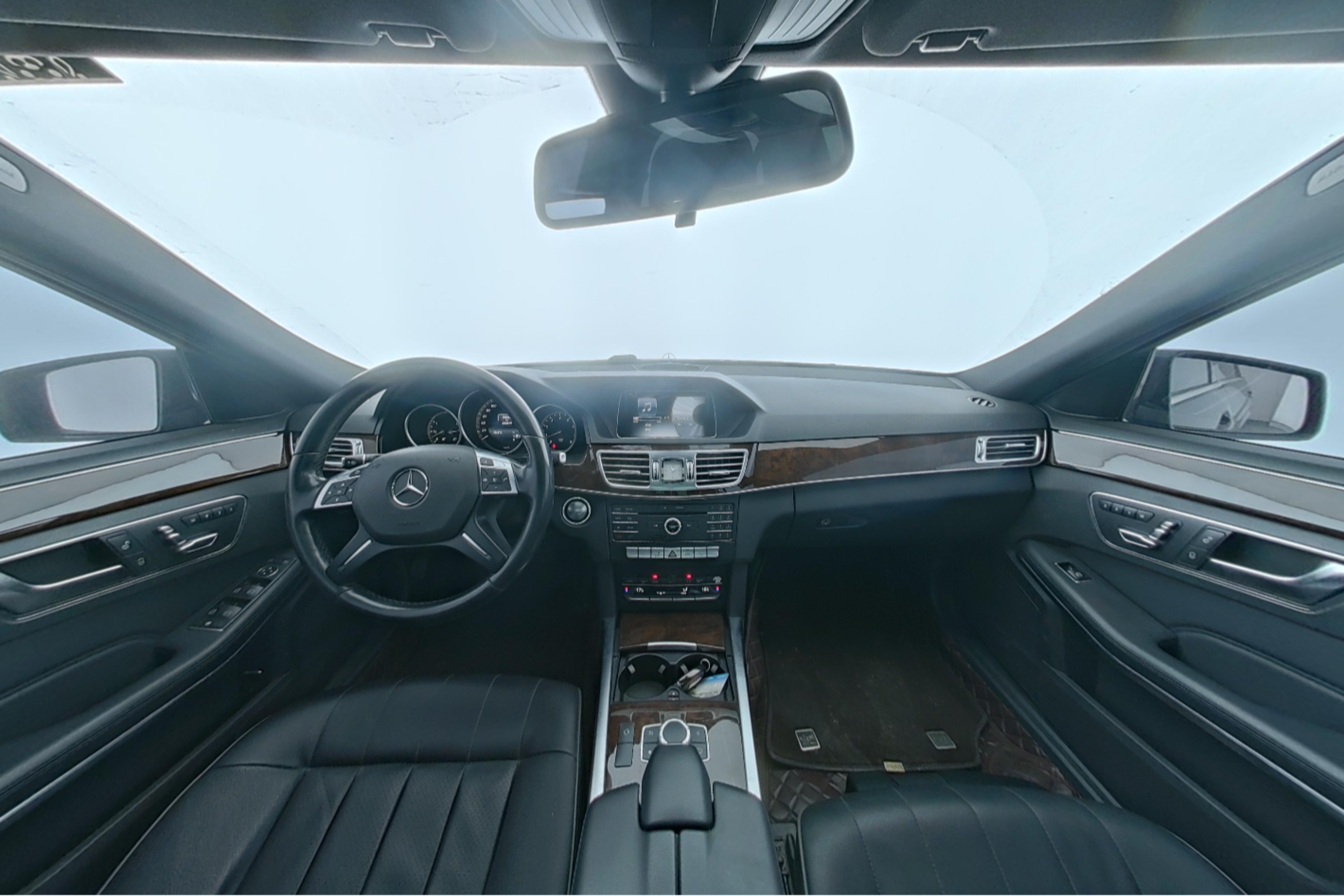 Mercedes Benz E-Class 2015 — фото 9