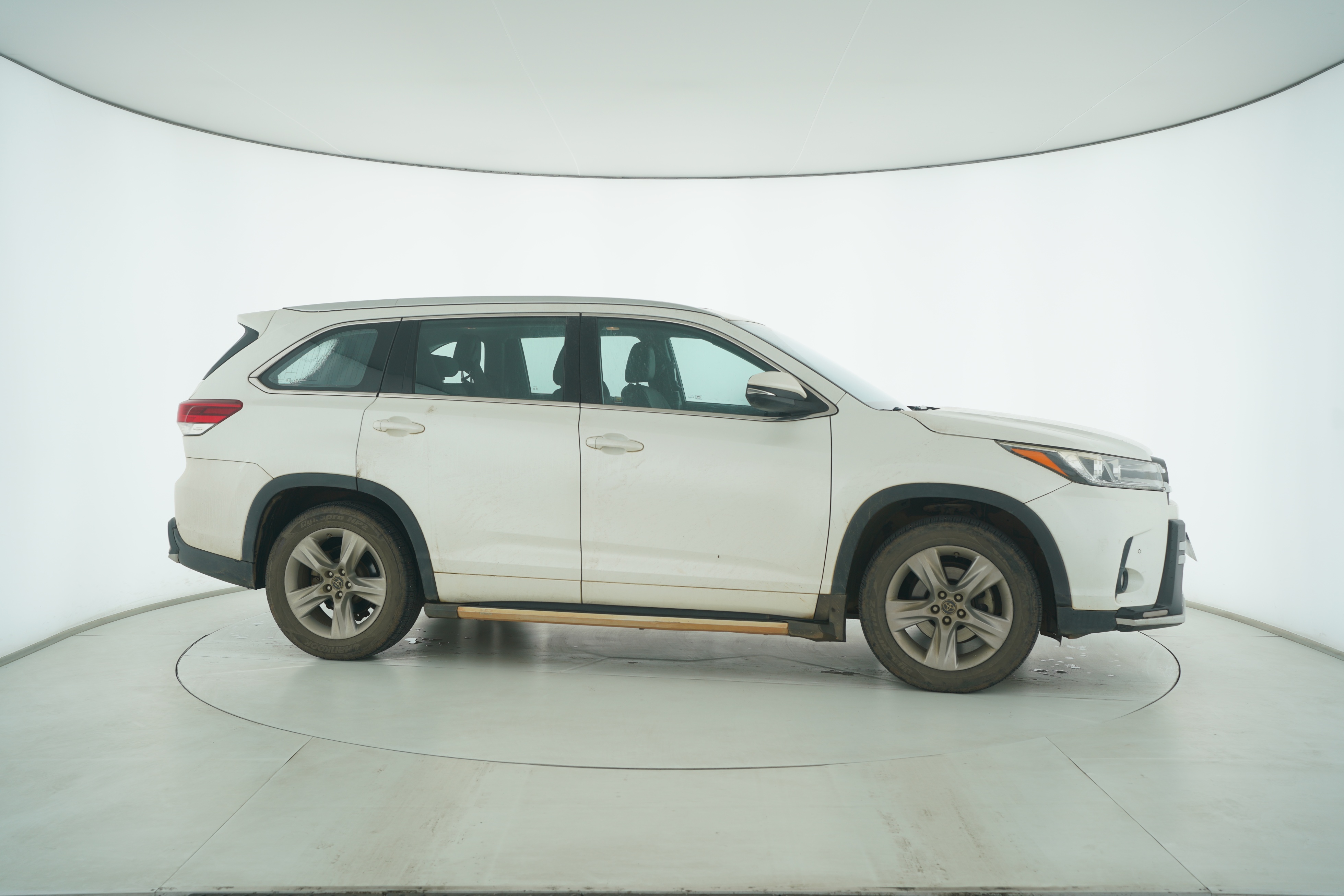 Toyota Highlander 2018 — фото 8