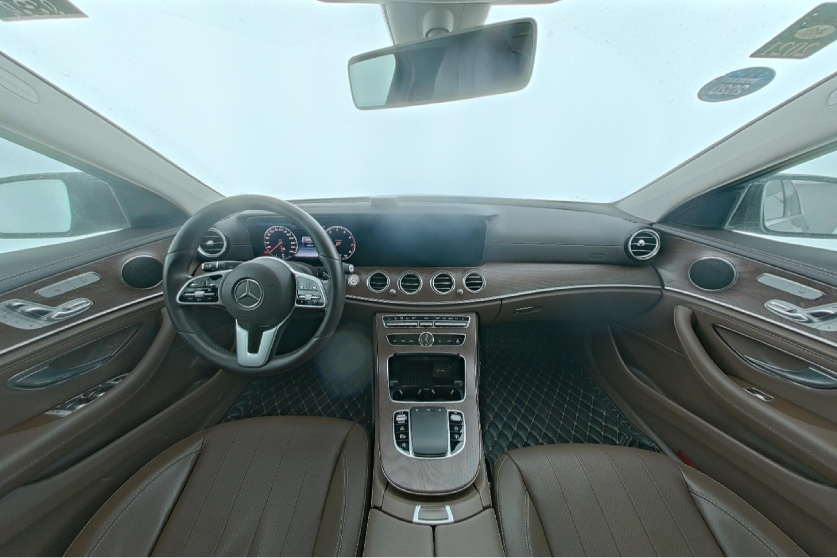 Mercedes Benz E-Class 2019 — фото 9