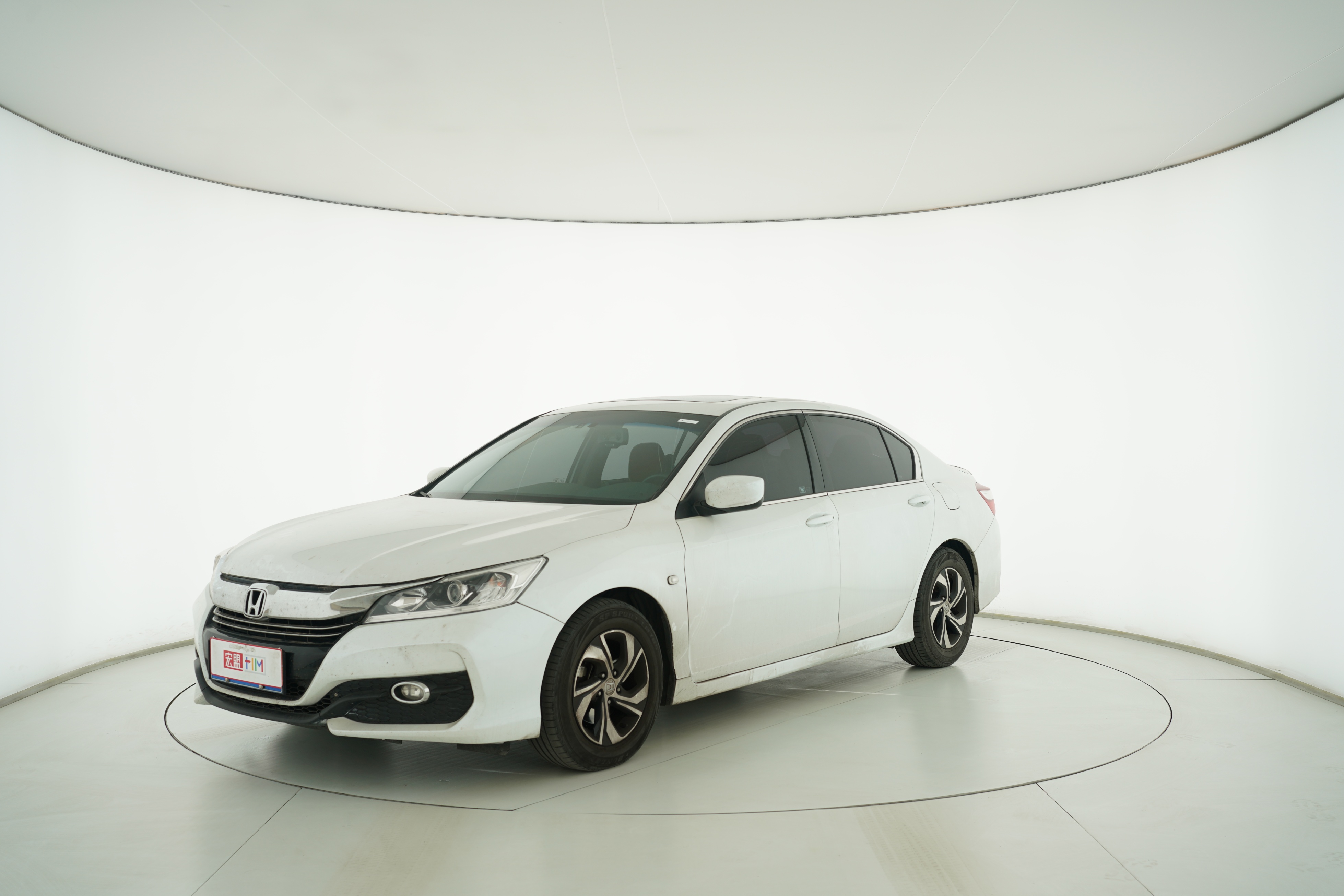 Honda Accord 2016 — фото 1