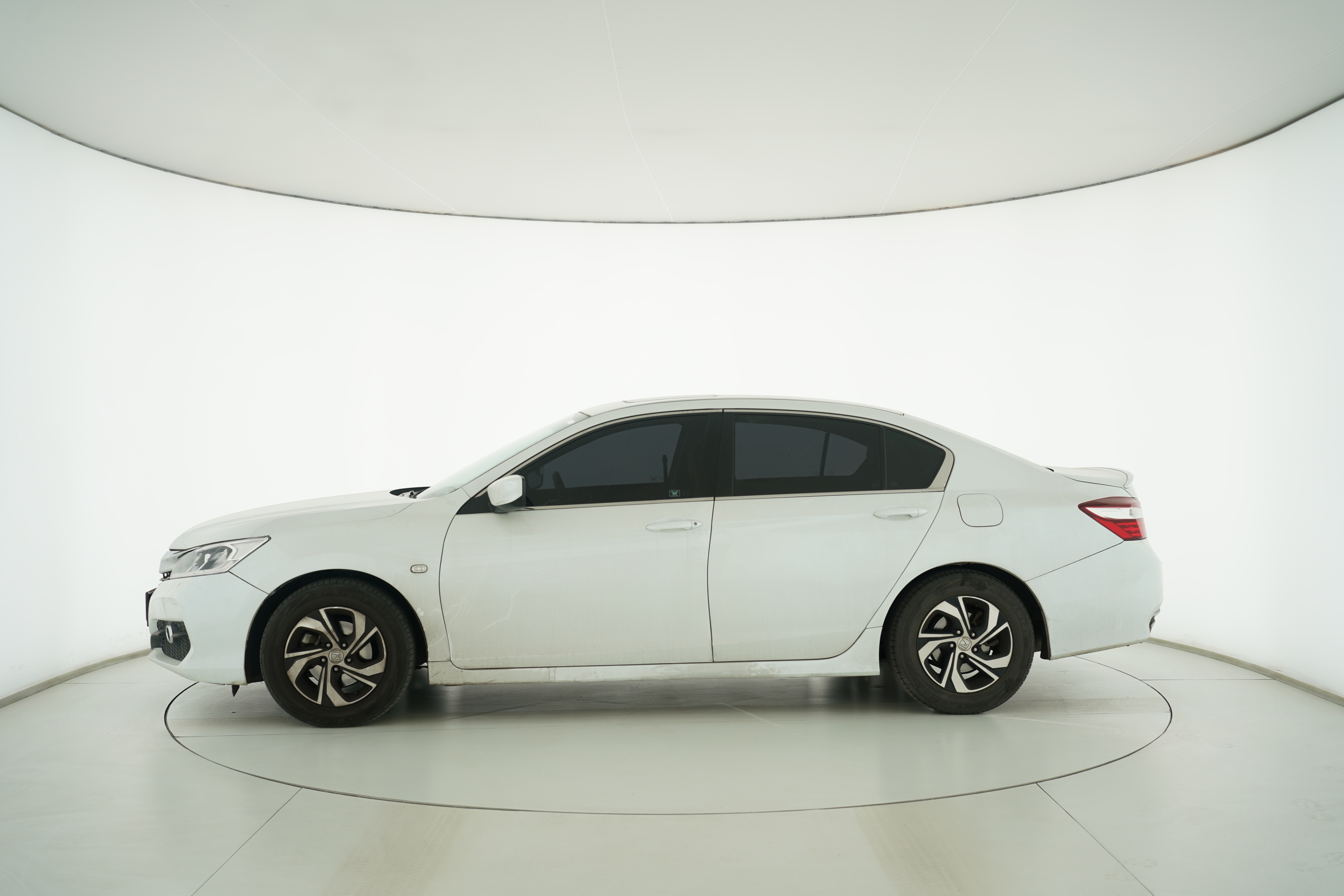 Honda Accord 2016 — фото 7