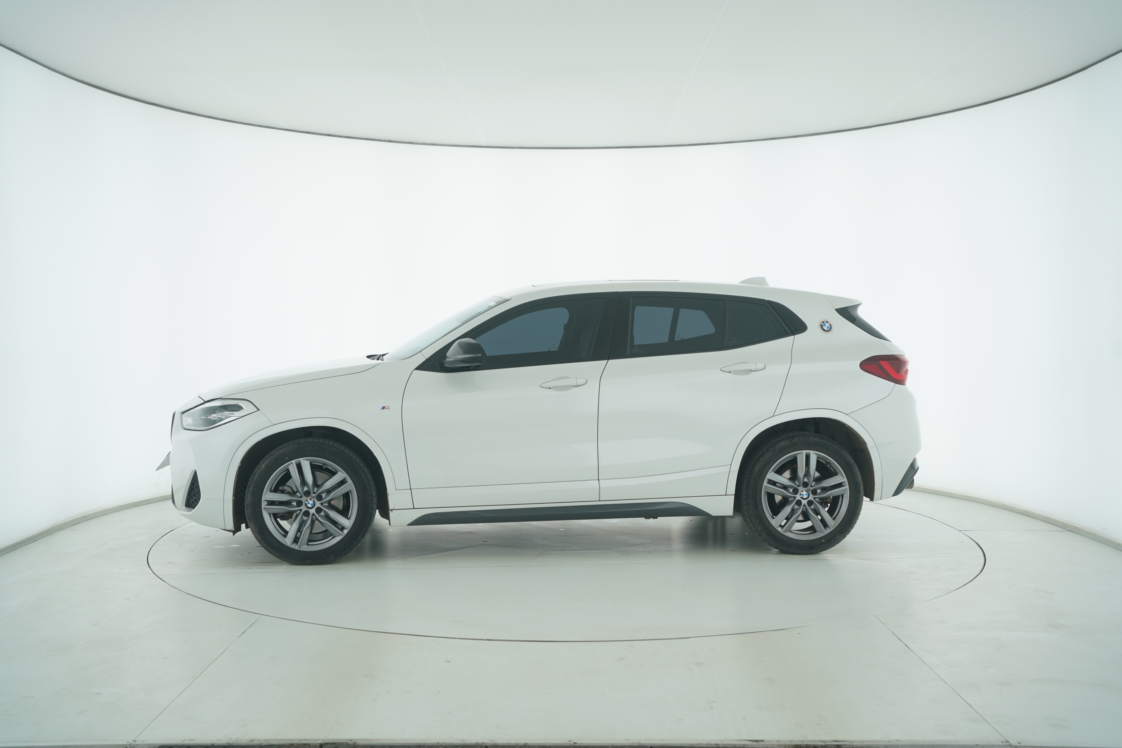 BMW X2 2023 — фото 7