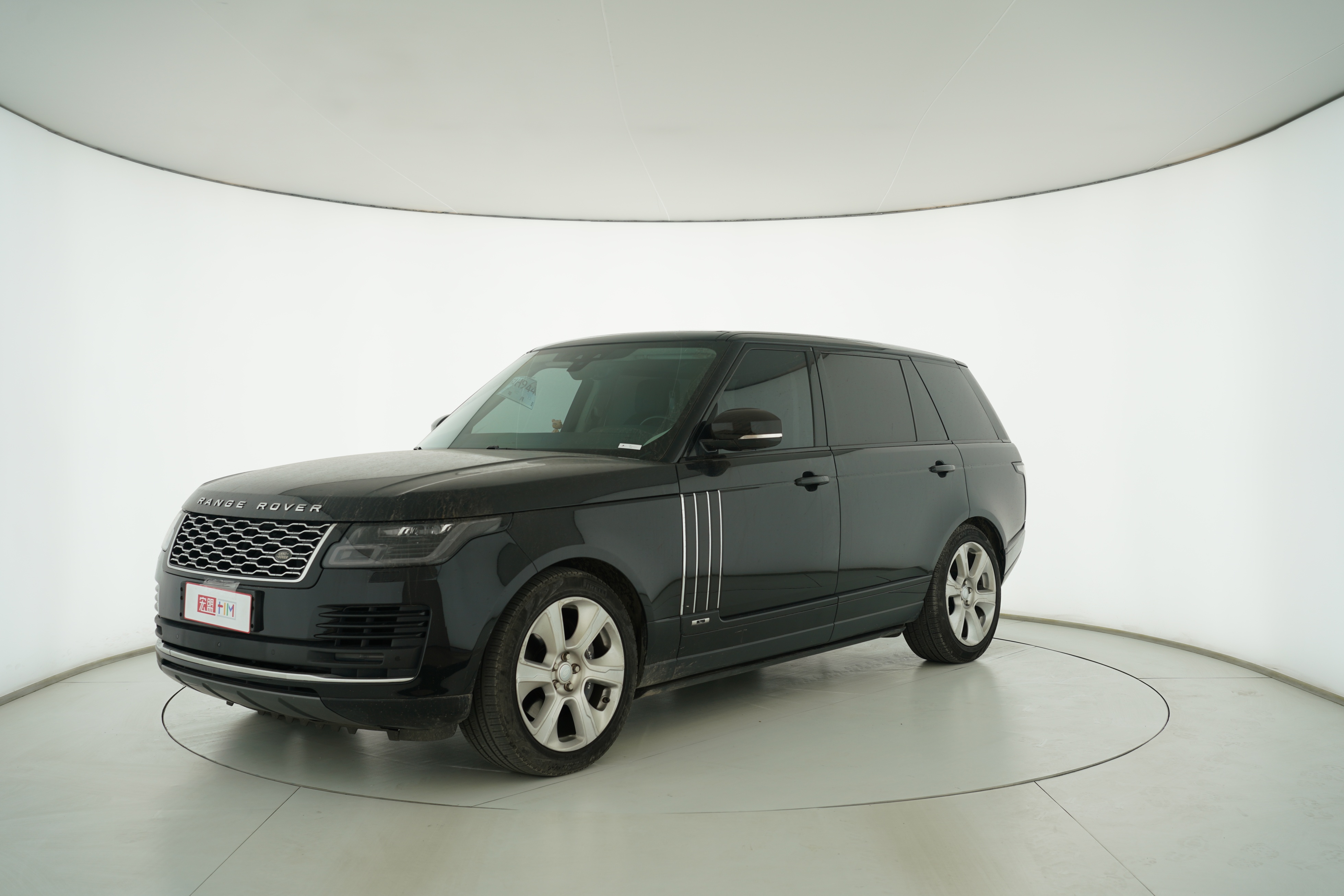 Land Rover Range Rover 2019 — фото 1