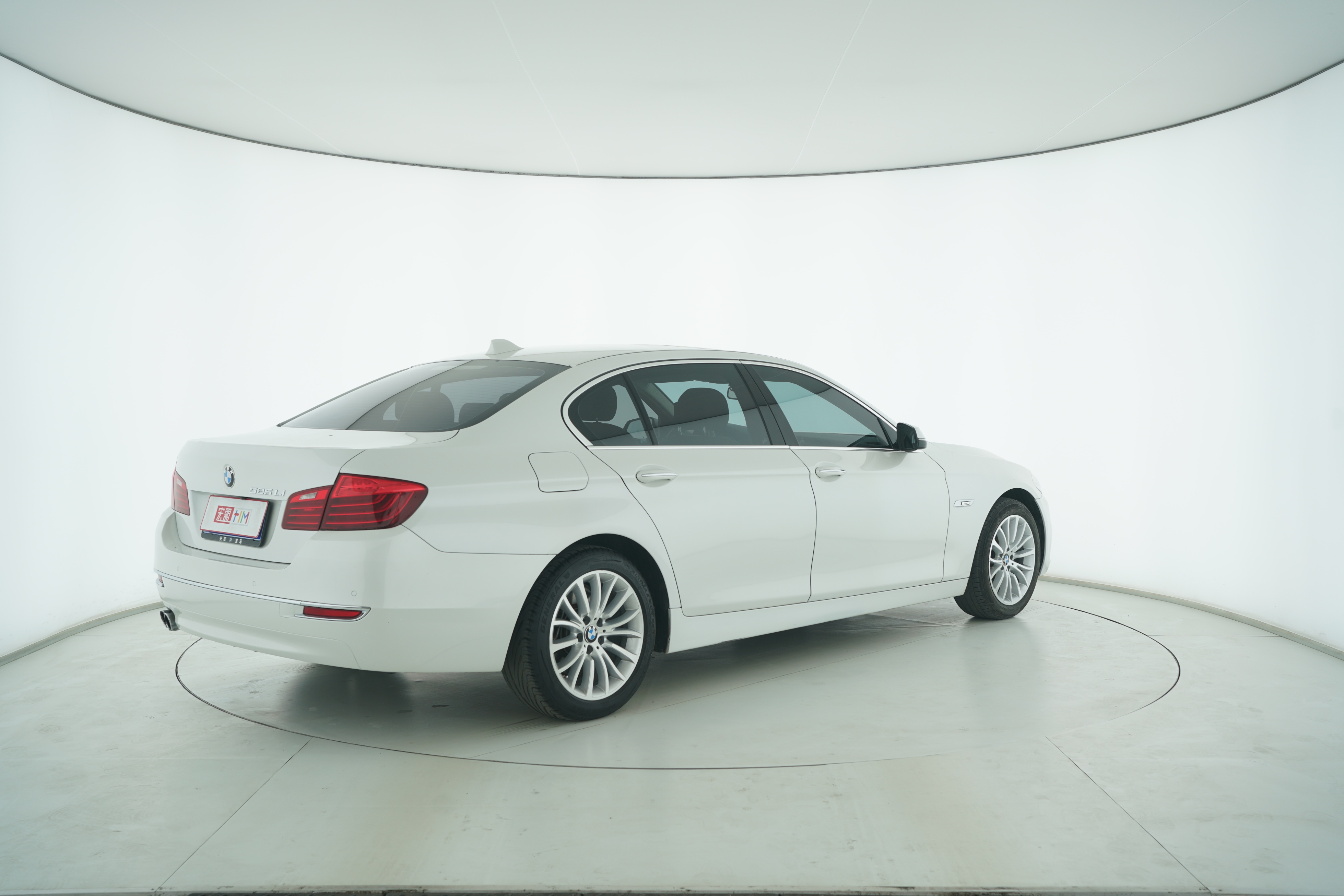 BMW 5 Series 2014 — фото 4