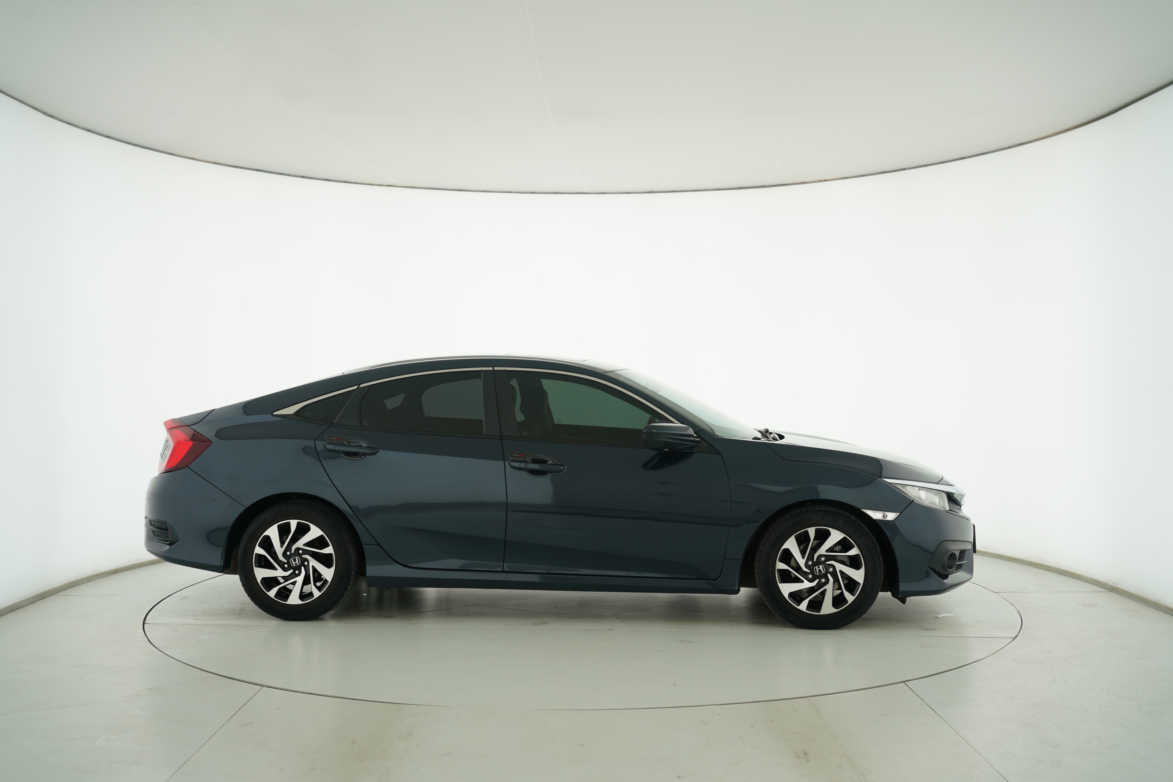 Honda "思域" 可 以 翻 译 为 "Civic" 2016 — фото 8