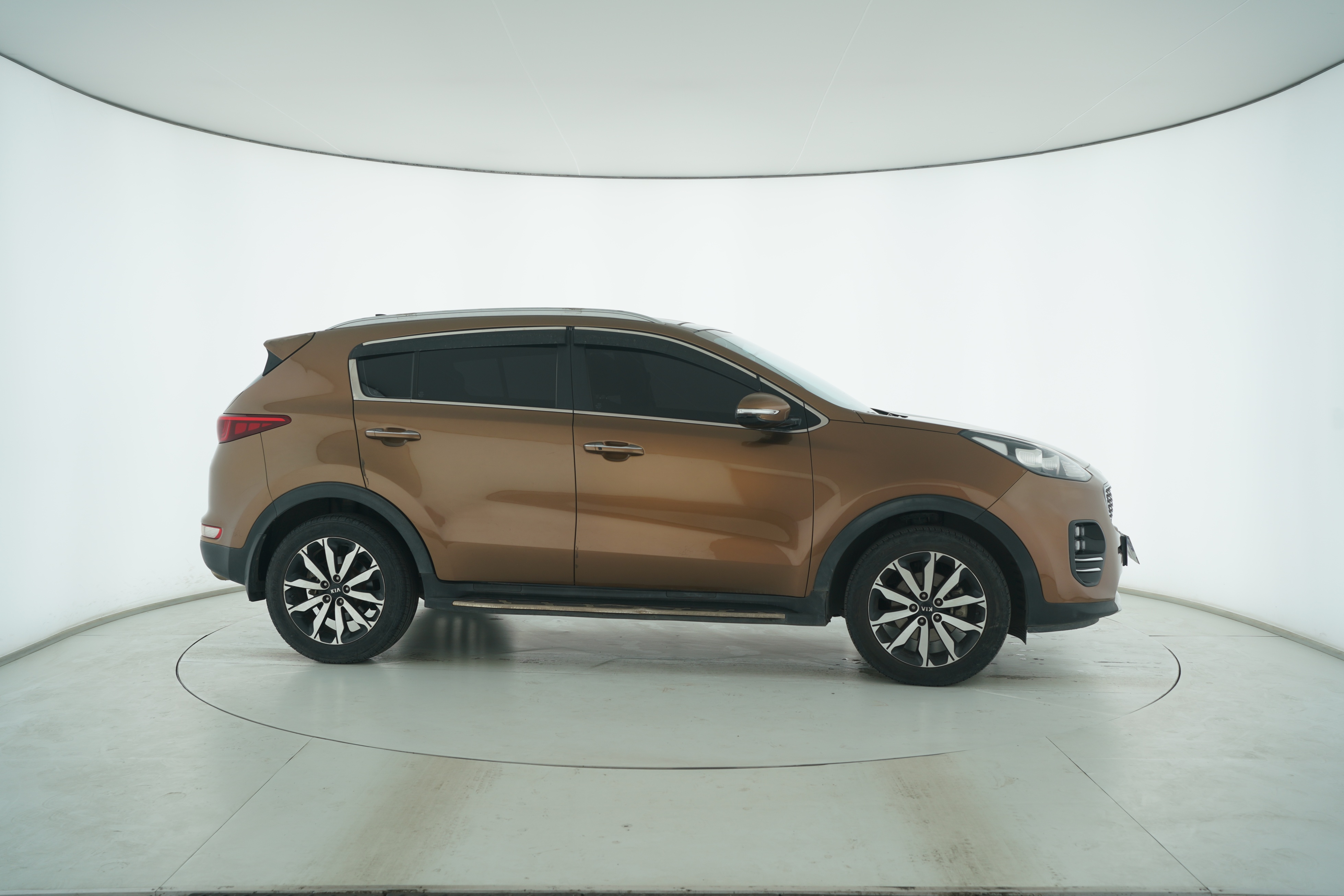 KIA KX5 2016 — фото 8