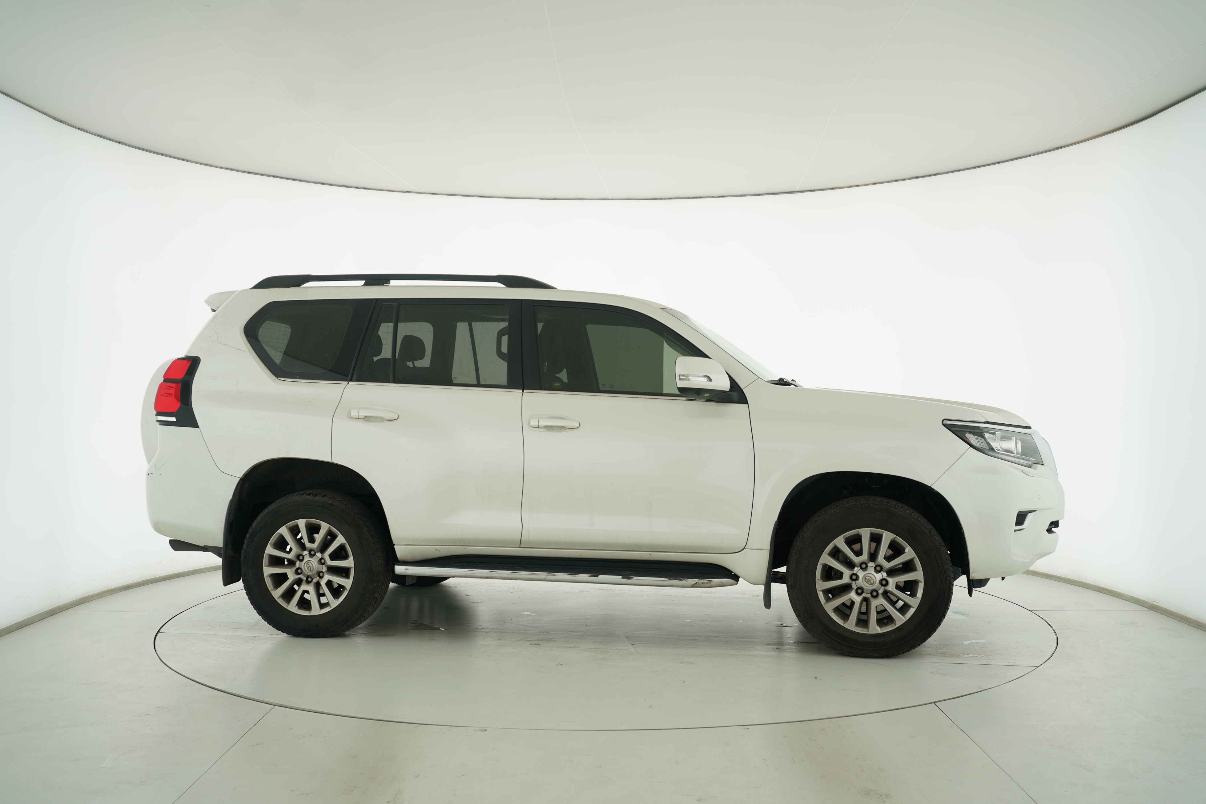 Toyota Prado 2018 — фото 8