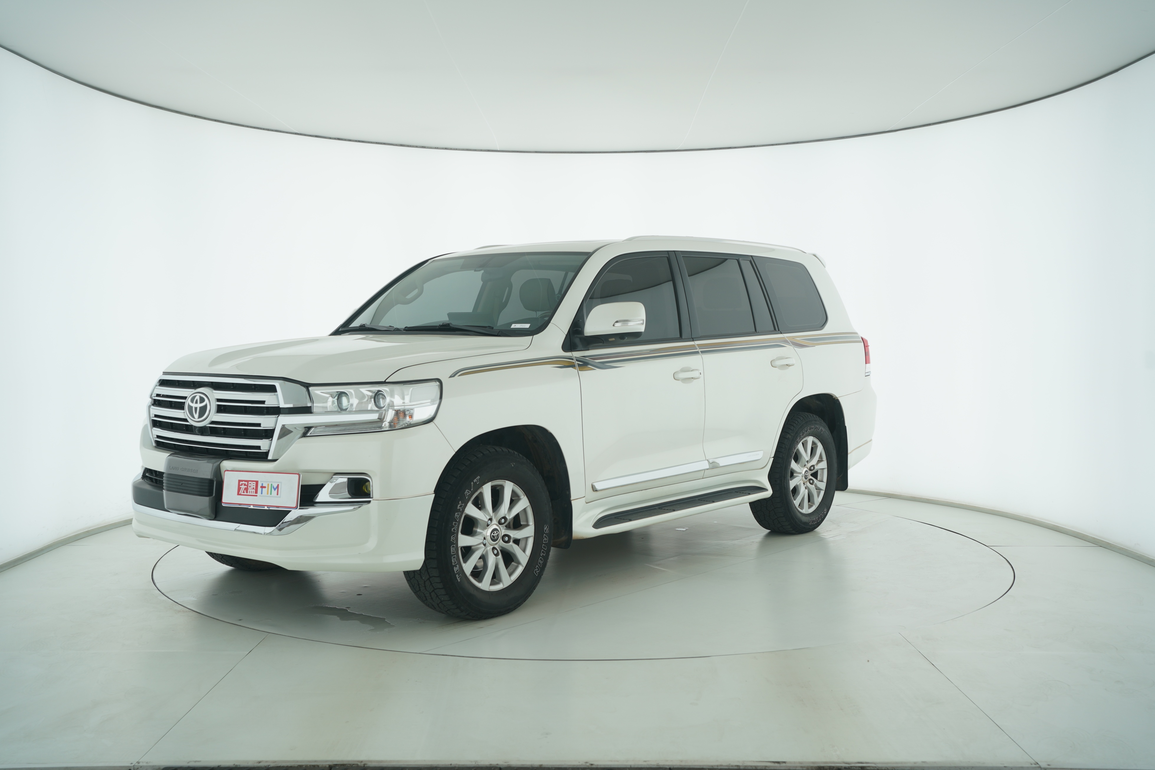 Toyota Land Cruiser (Imported) 2022 — фото 1