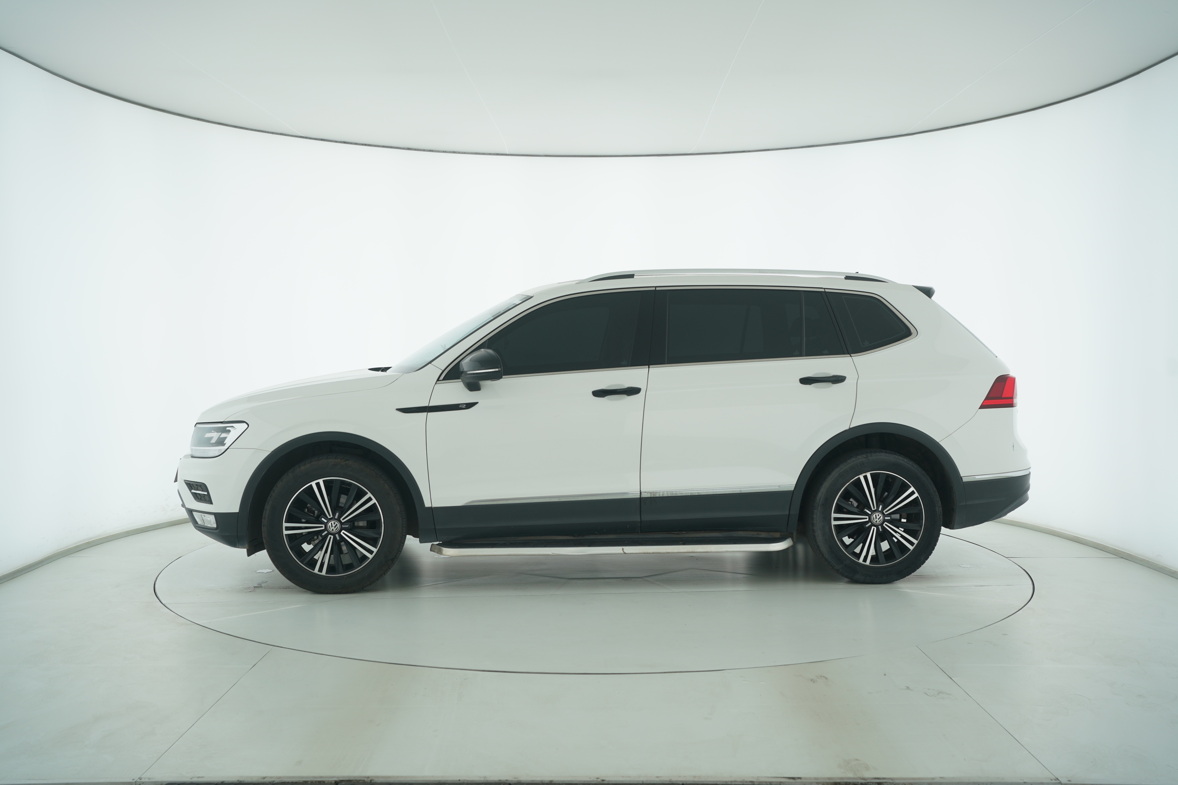 Volkswagen Tiguan L 2019 — фото 7