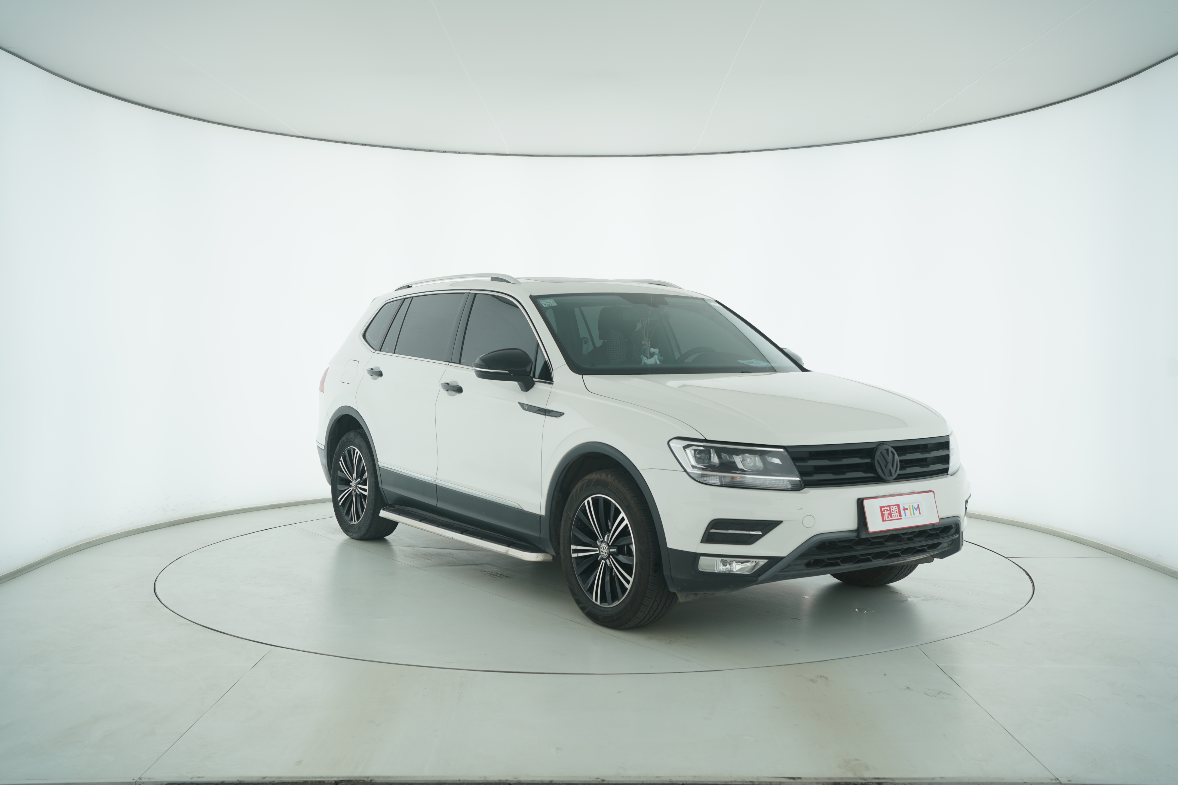 Volkswagen Tiguan L 2019 — фото 2