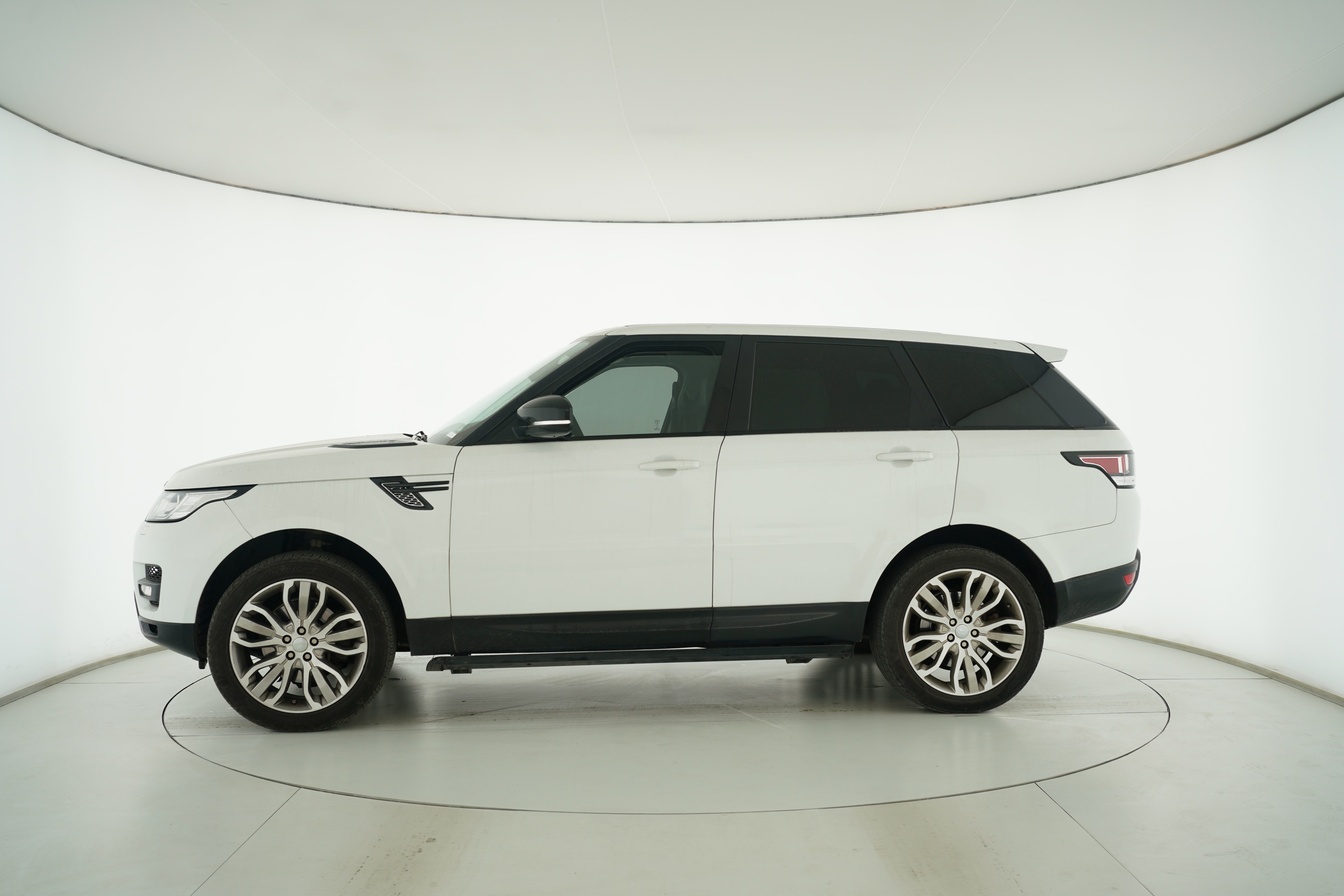 Land Rover Range Rover Sport 2016 — фото 7