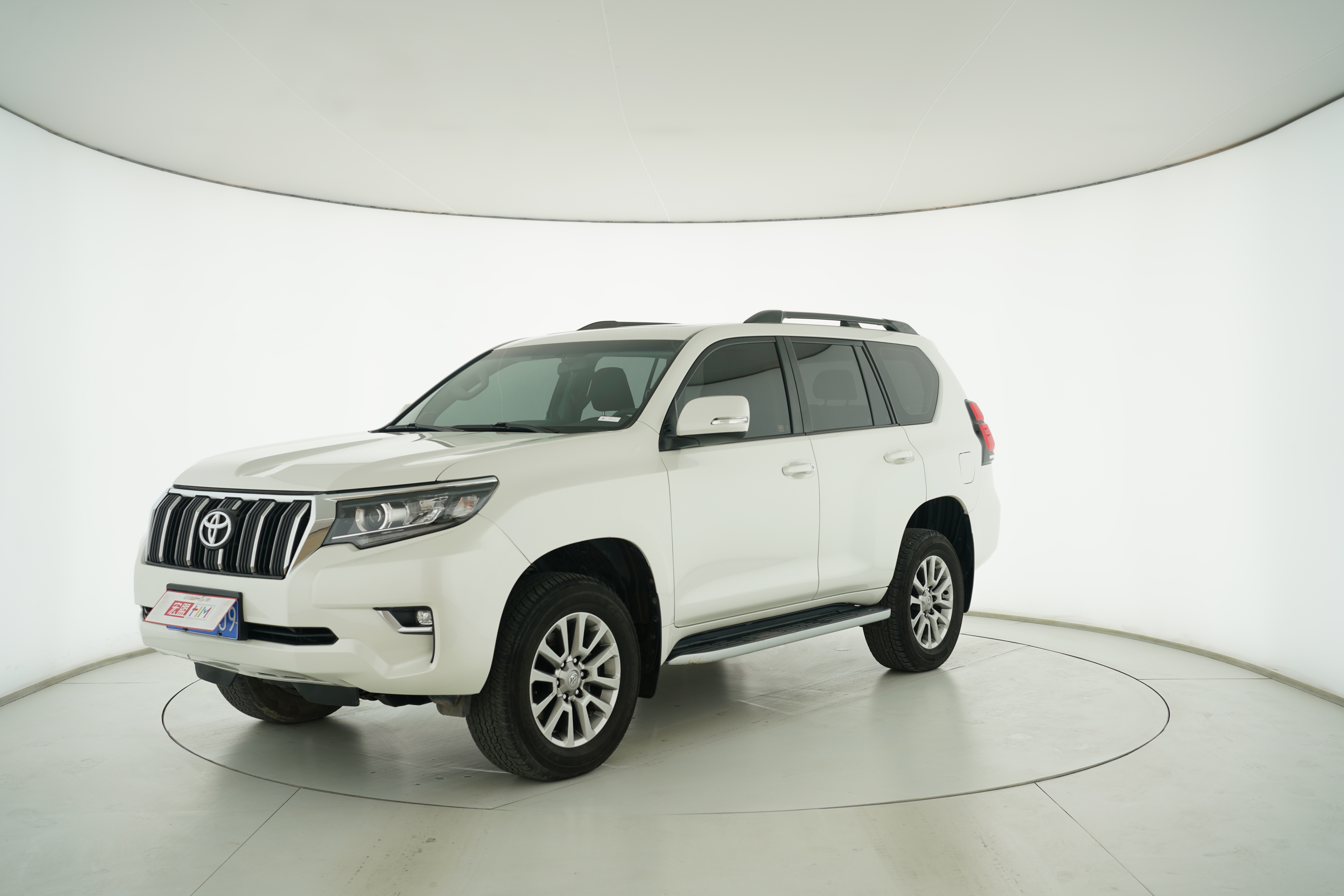 Toyota Prado 2018 — фото 1