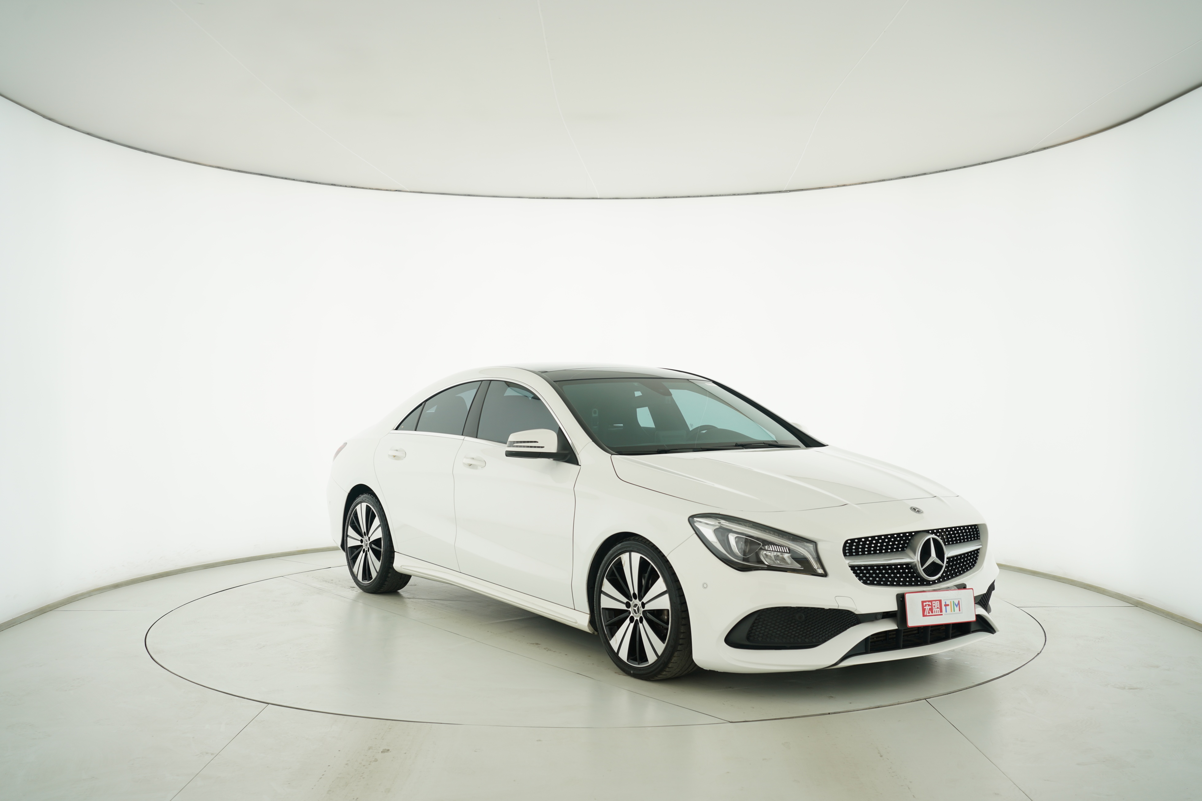 Mercedes Benz GLA-Class 2018 — фото 2