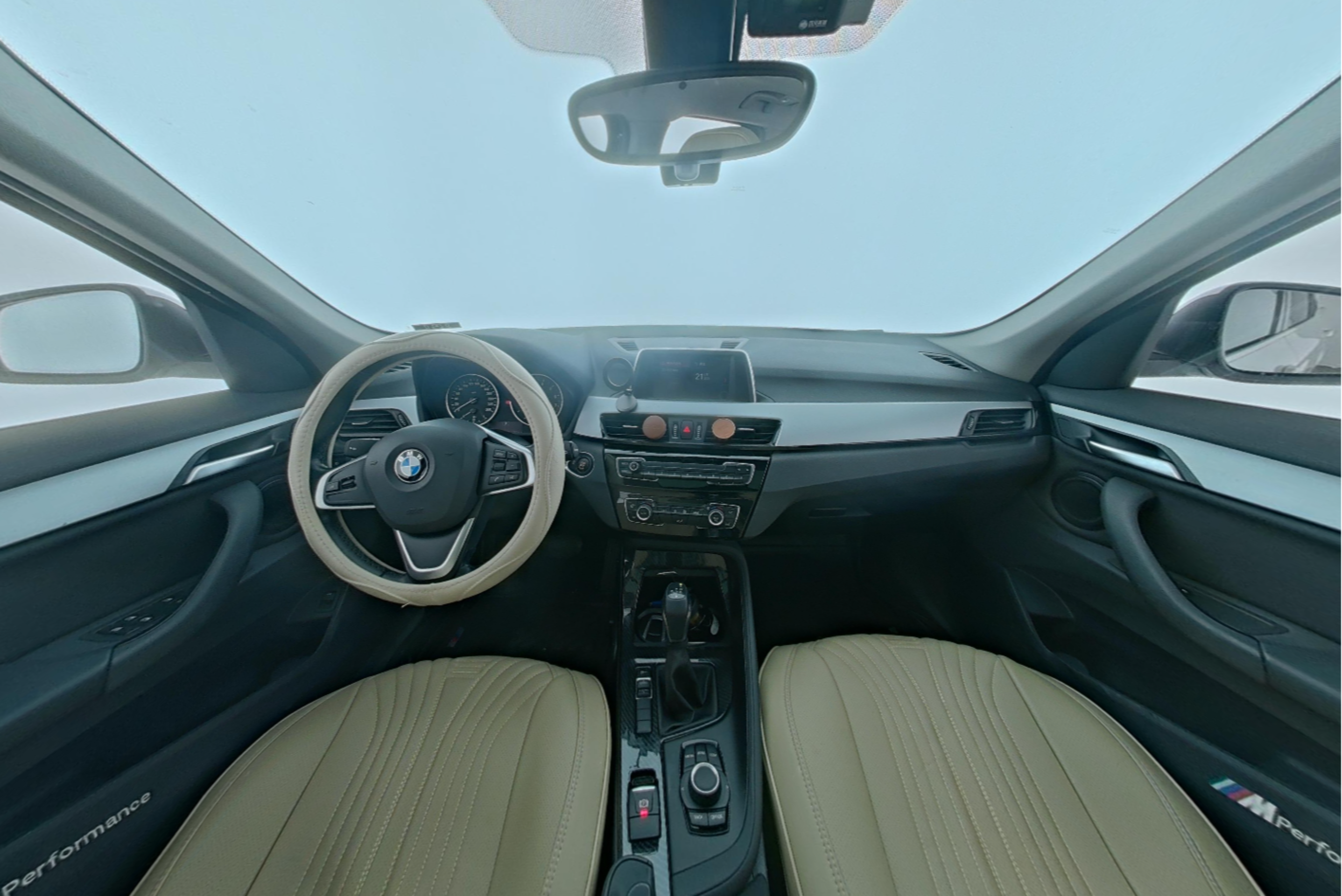 BMW X1 2018 — фото 9