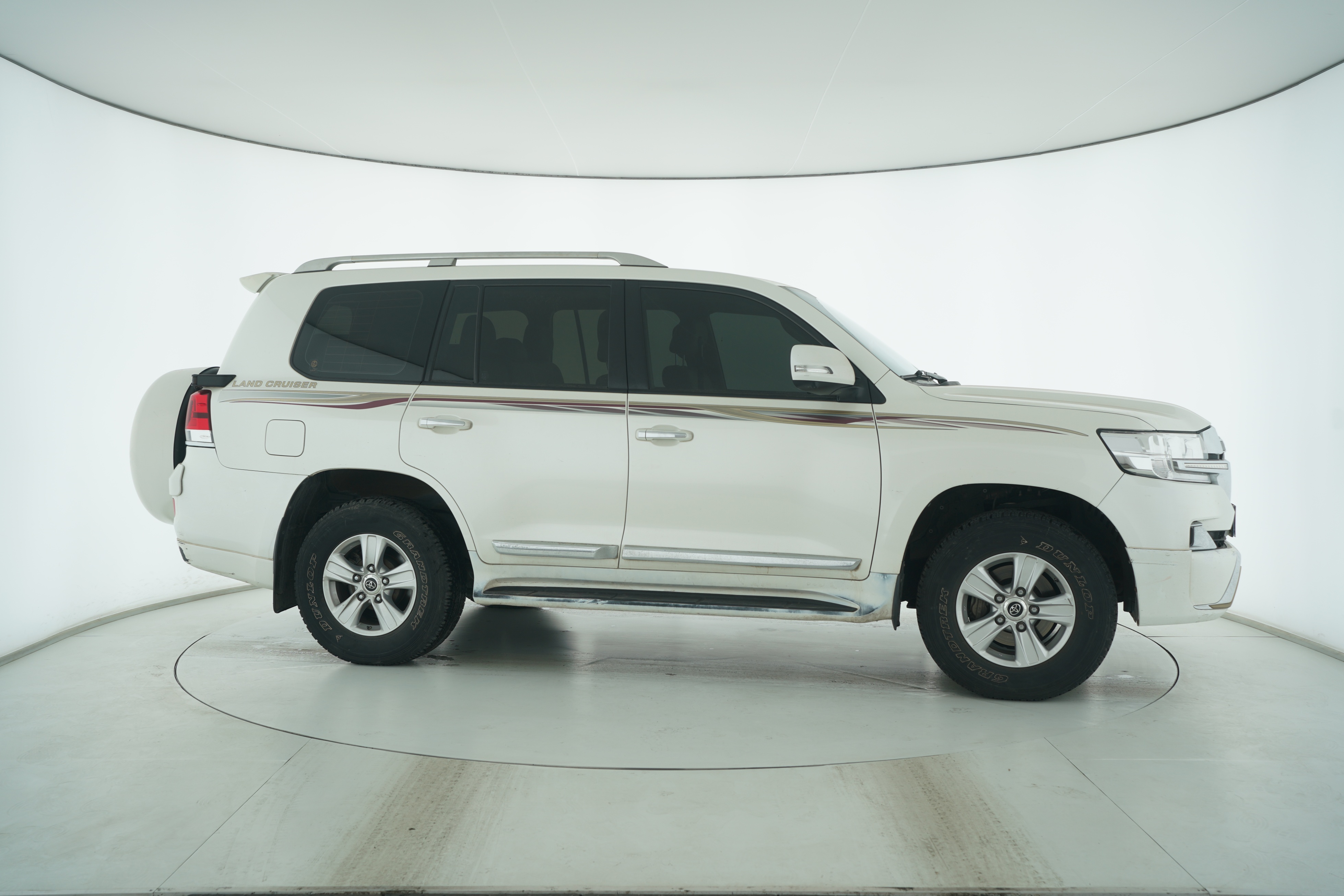 Toyota Land Cruiser (Imported) 2016 — фото 8