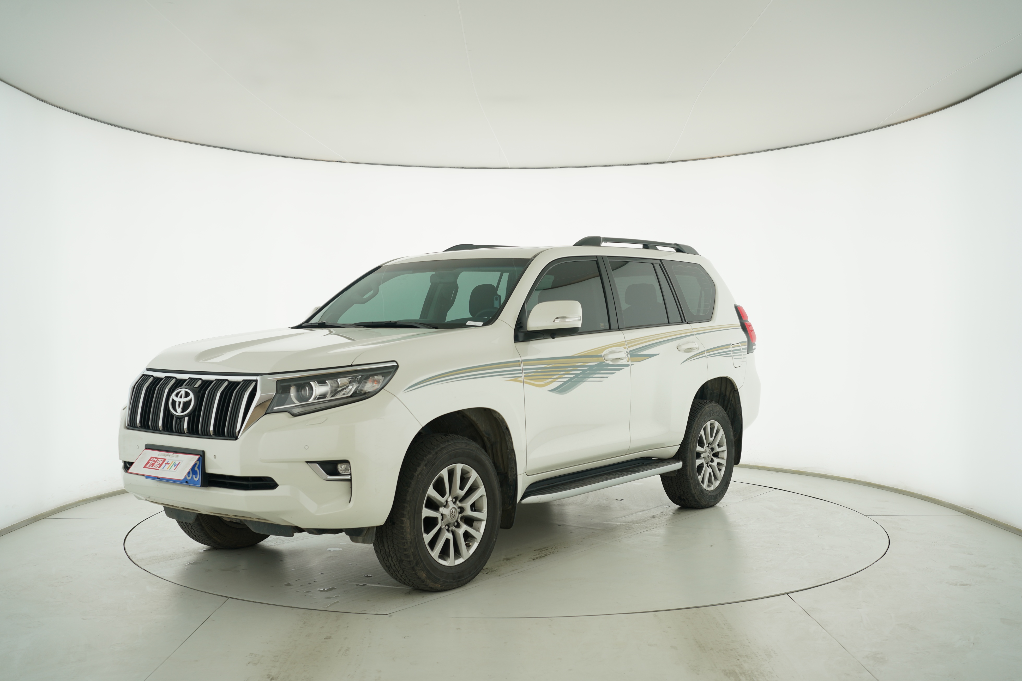 Toyota Prado 2018 — фото 1