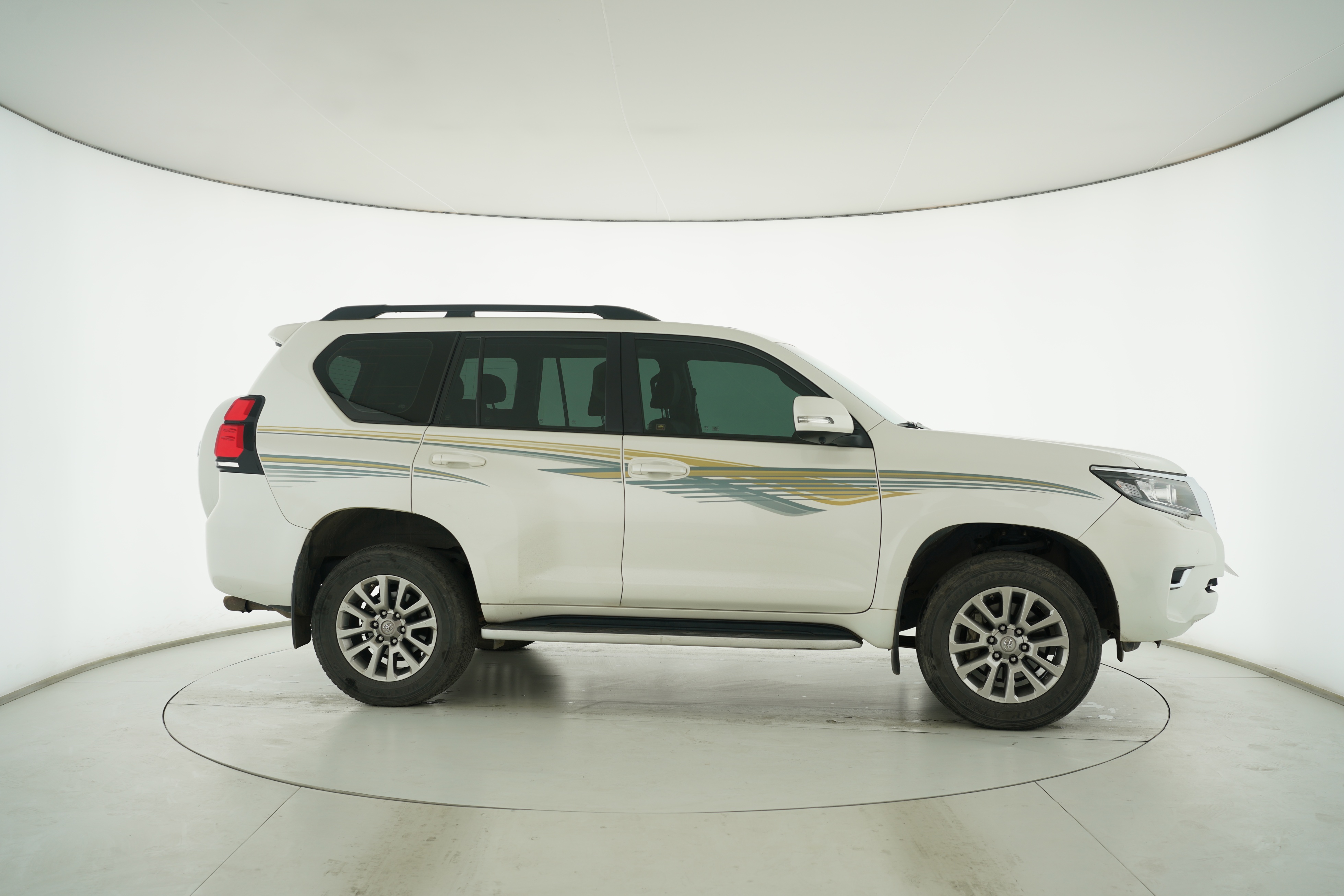 Toyota Prado 2018 — фото 8