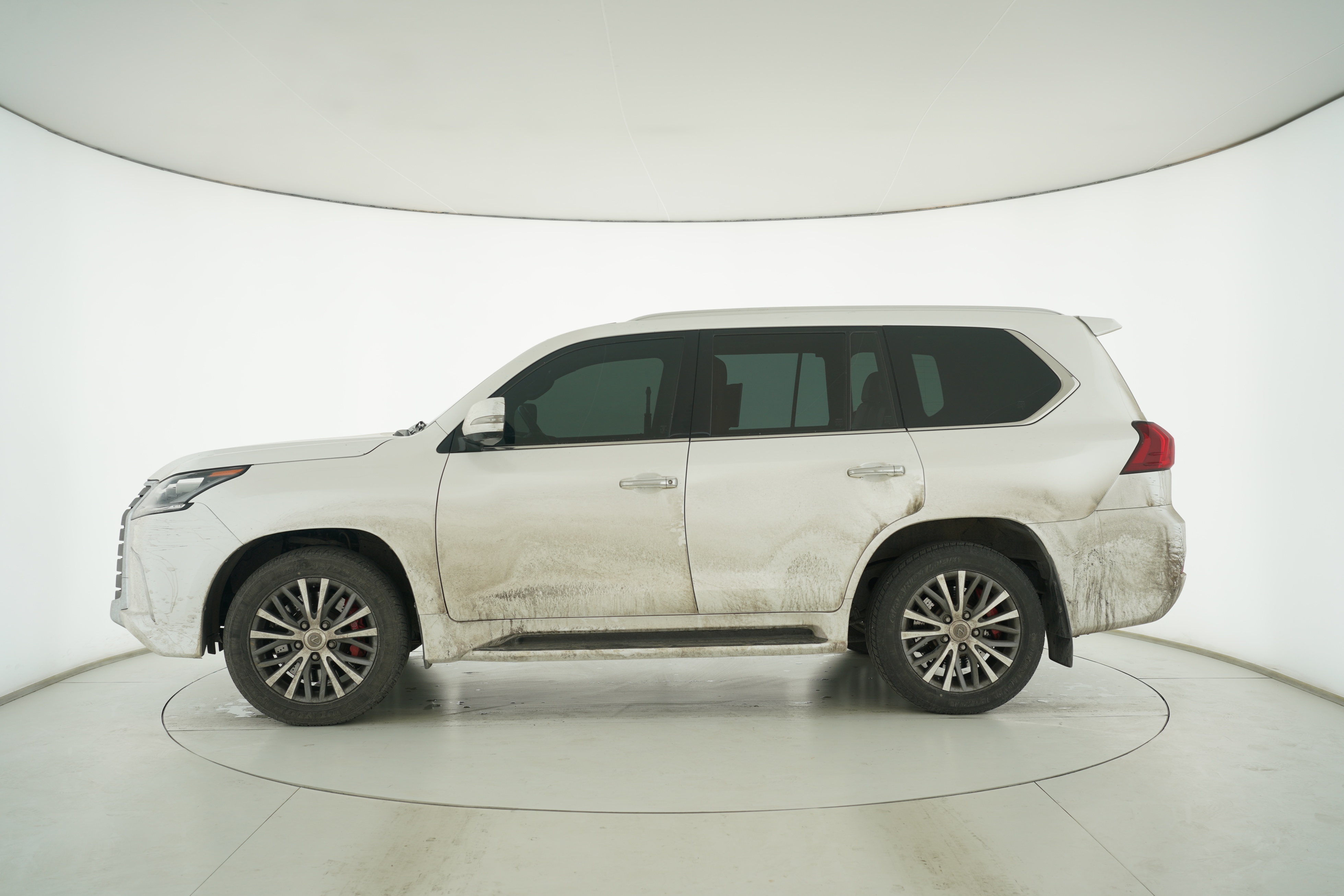 Lexus LX 2019 — фото 7
