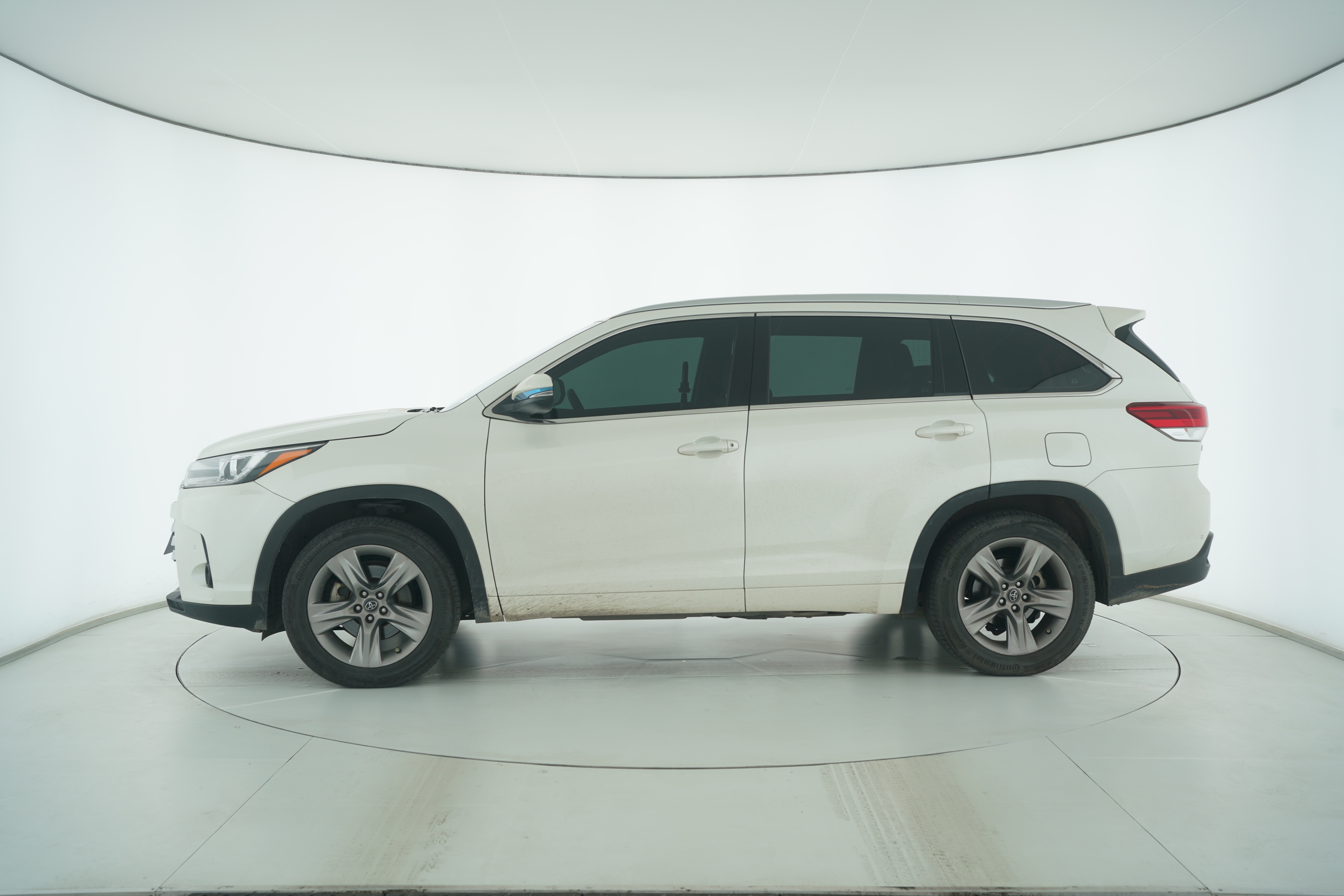 Toyota Highlander 2018 — фото 7