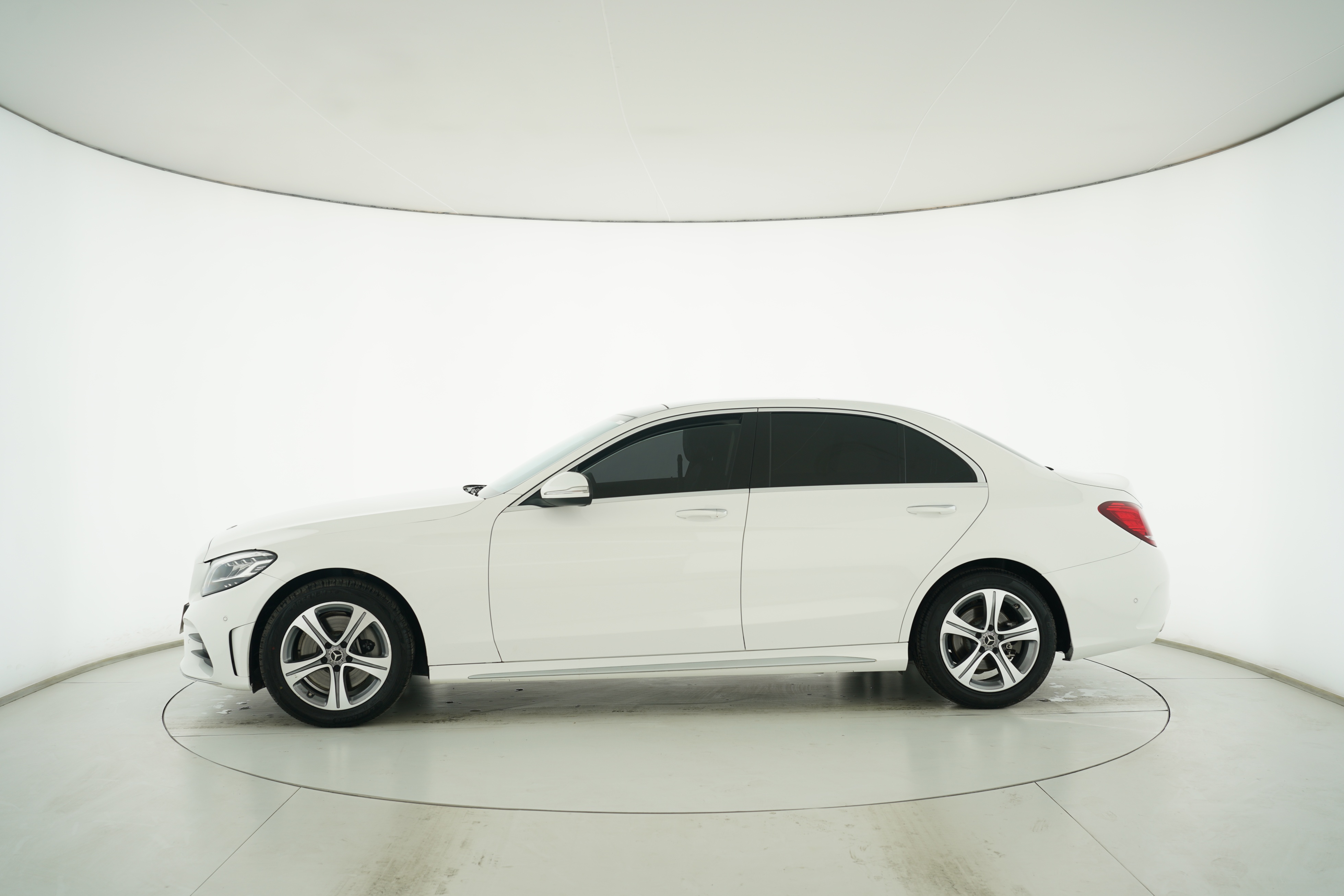 Mercedes Benz C-Class 2020 — фото 7