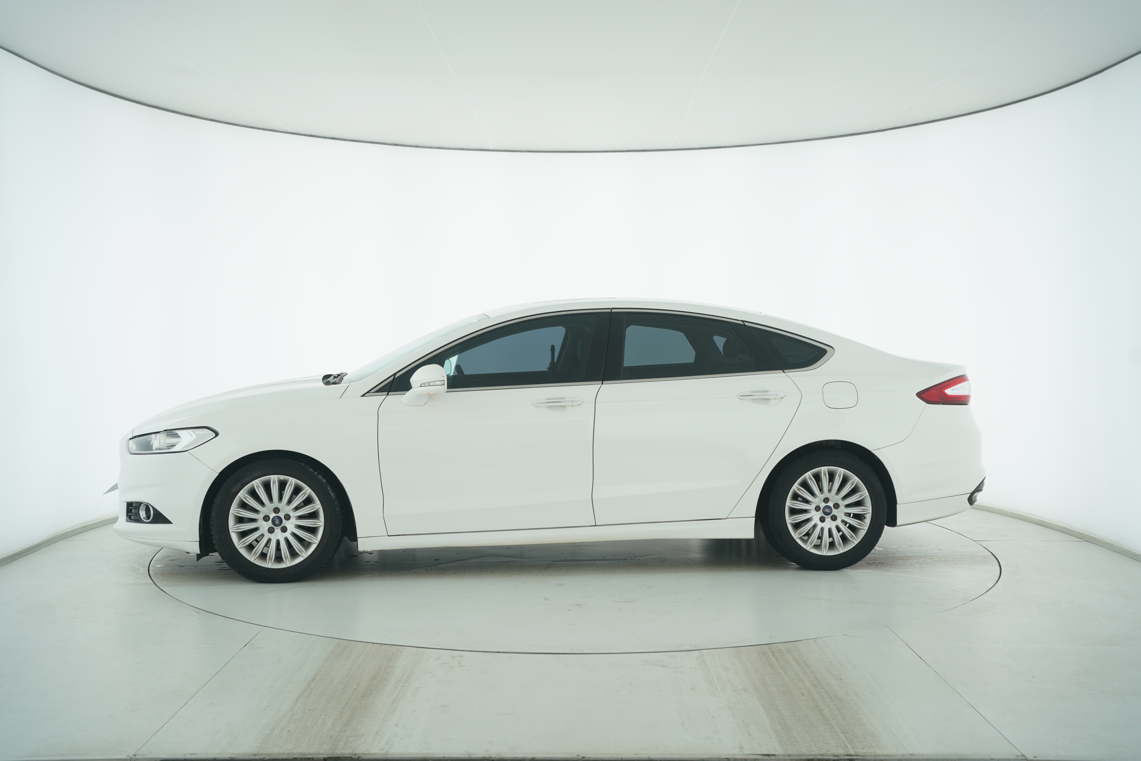 Ford Mondeo 2013 — фото 7