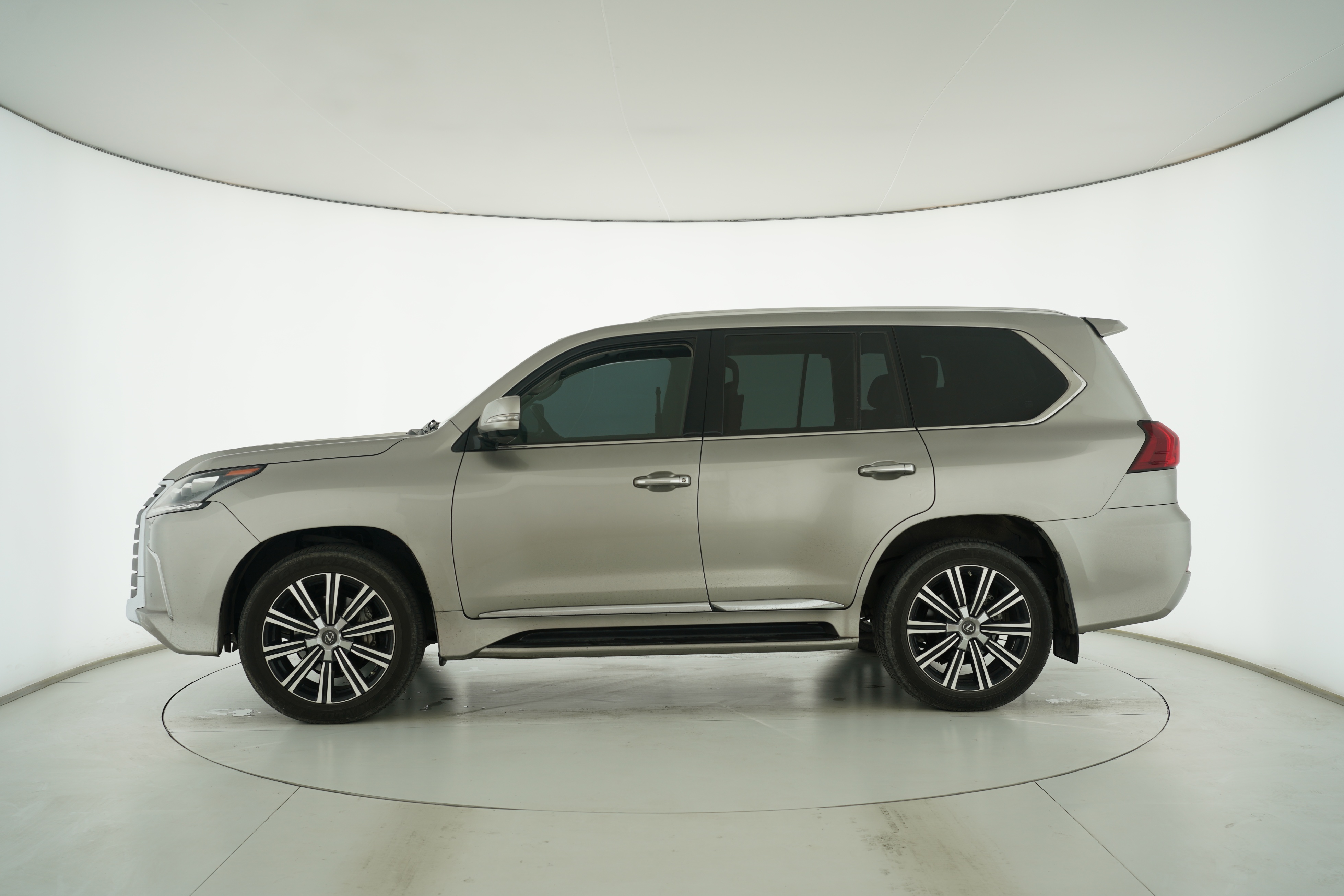 Lexus LX 2015 — фото 7