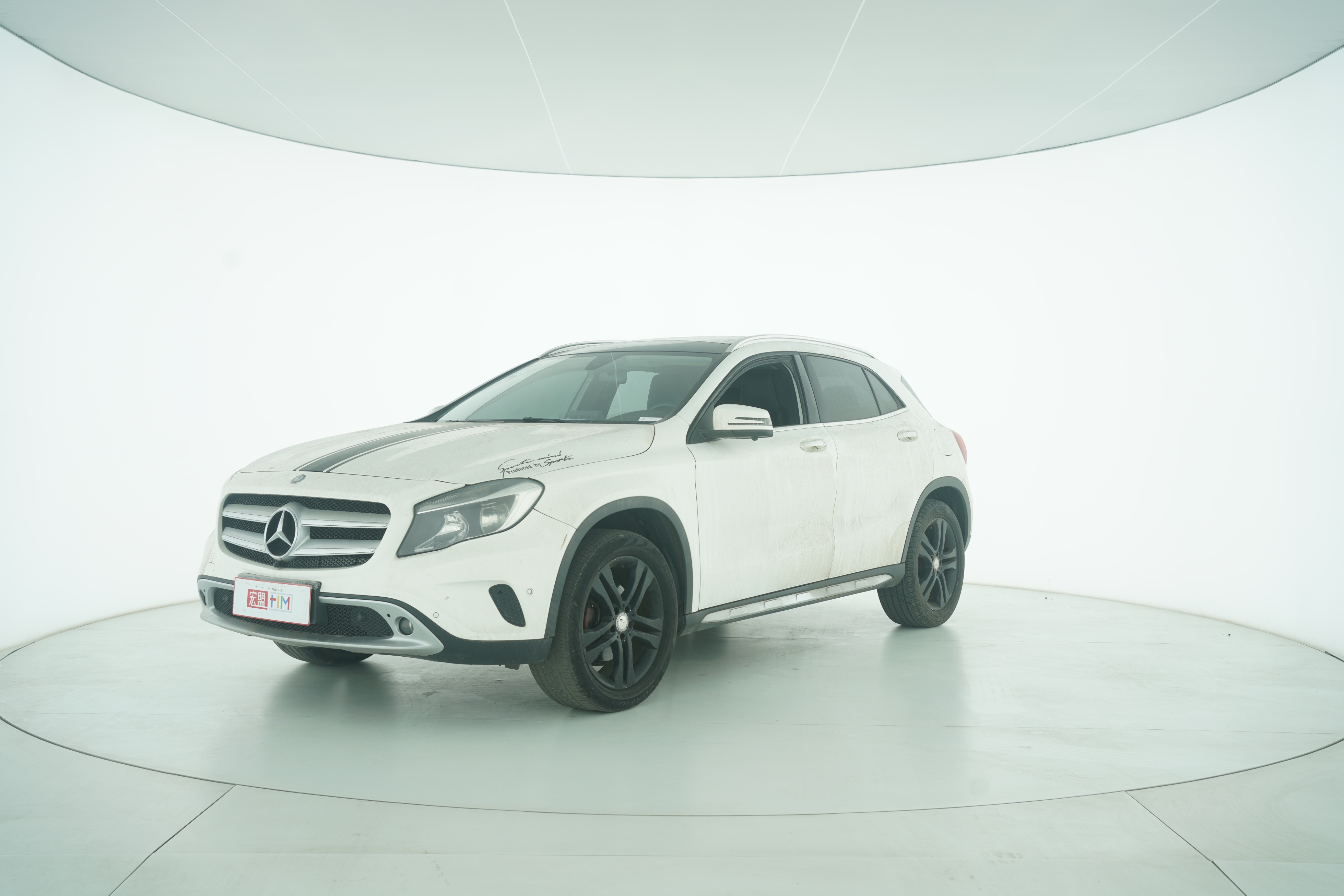 Mercedes Benz GLA 2015 — фото 1